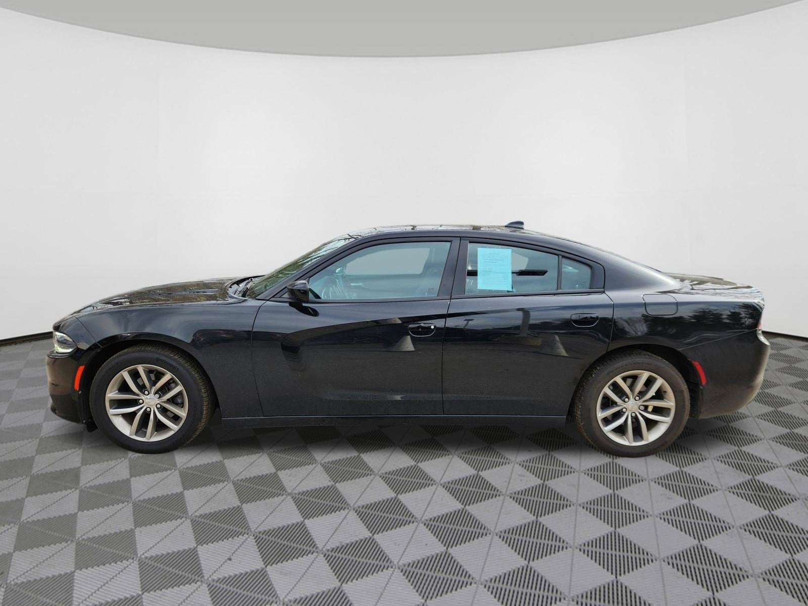 2015 Dodge Charger SXT