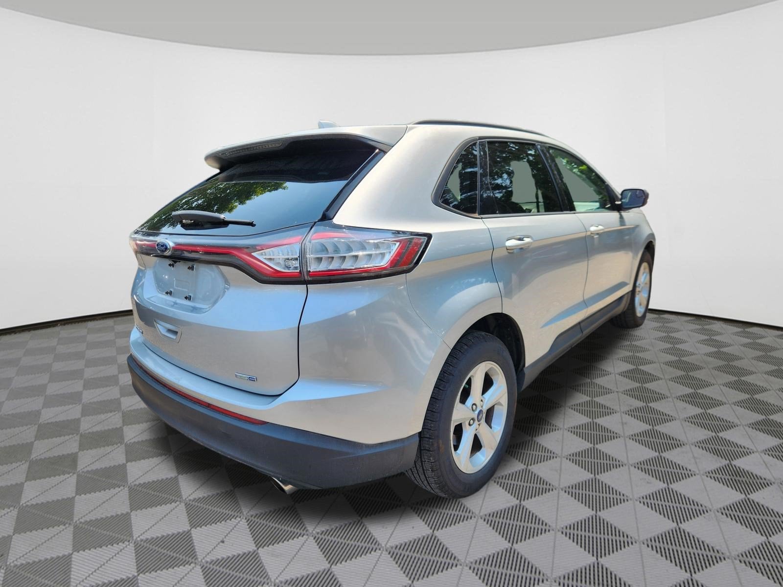 2016 Ford Edge SE