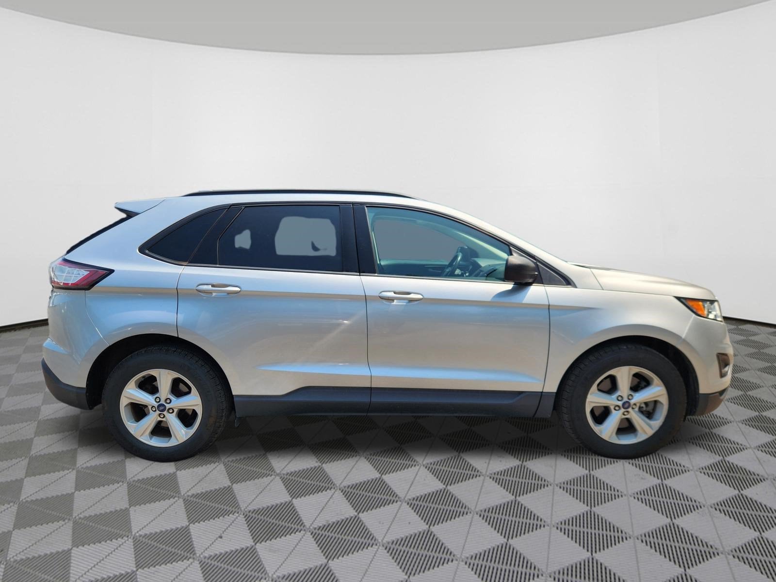 2016 Ford Edge SE