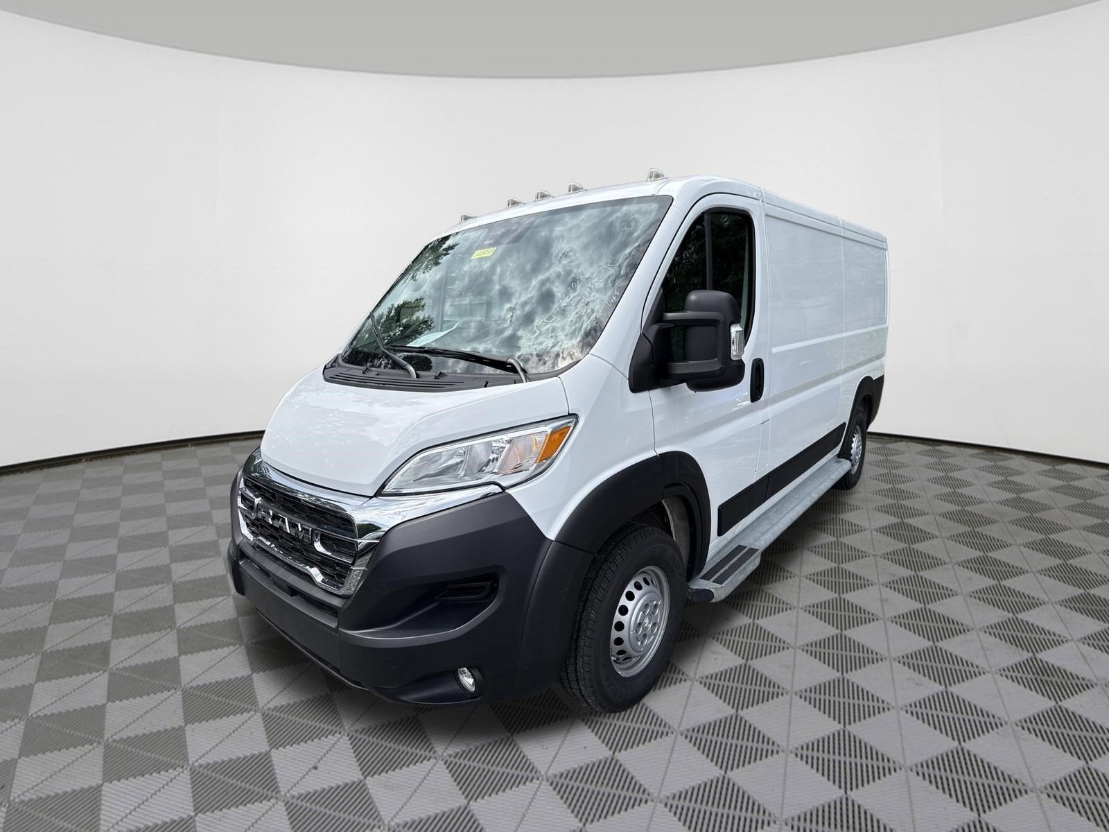 2025 RAM ProMaster Cargo Van Tradesman