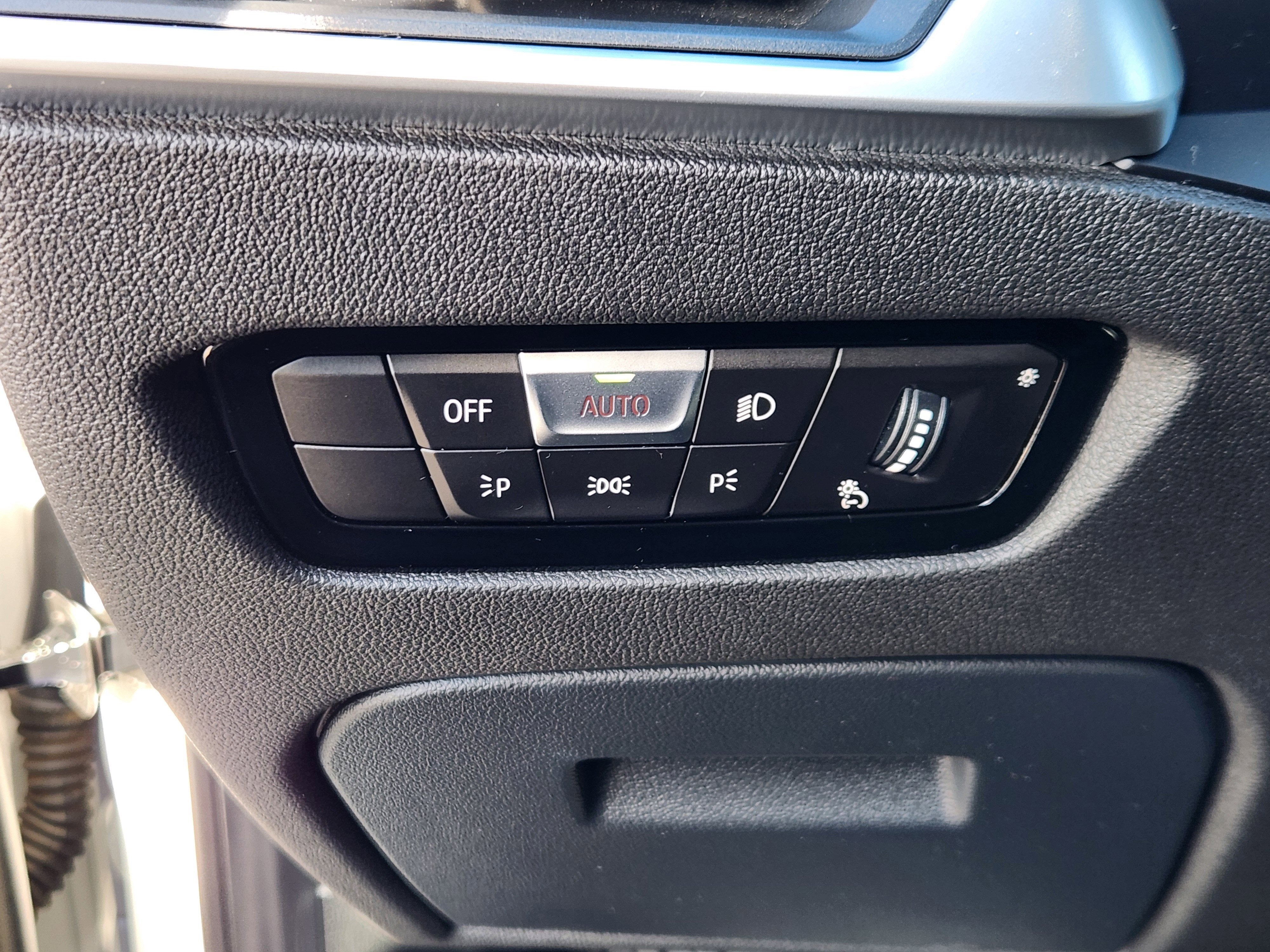 2020 BMW 3 Series 330i xDrive