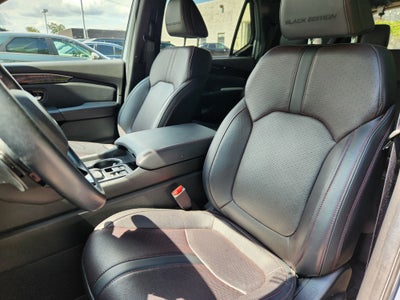 2025 Honda Pilot Black Edition