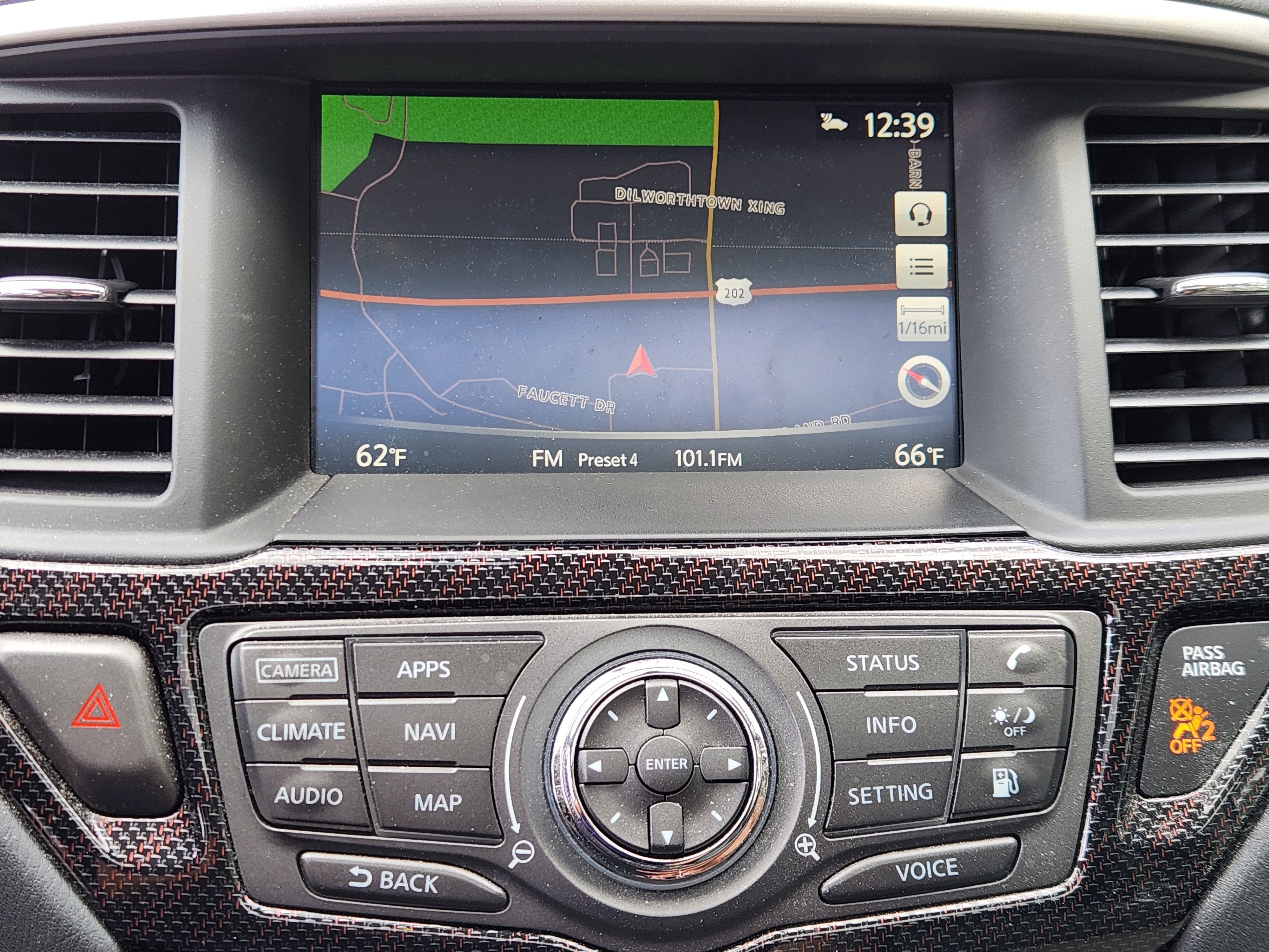 2020 Nissan Pathfinder SL