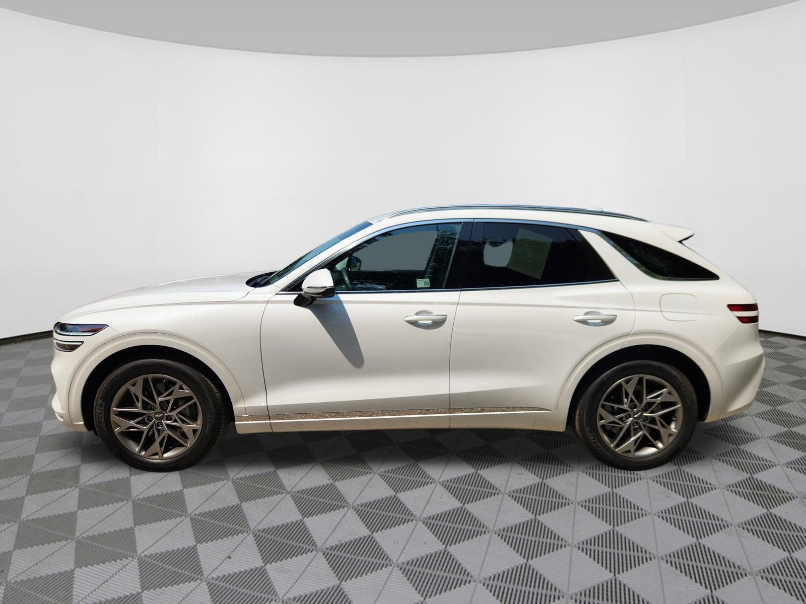 2024 Genesis GV70 2.5T
