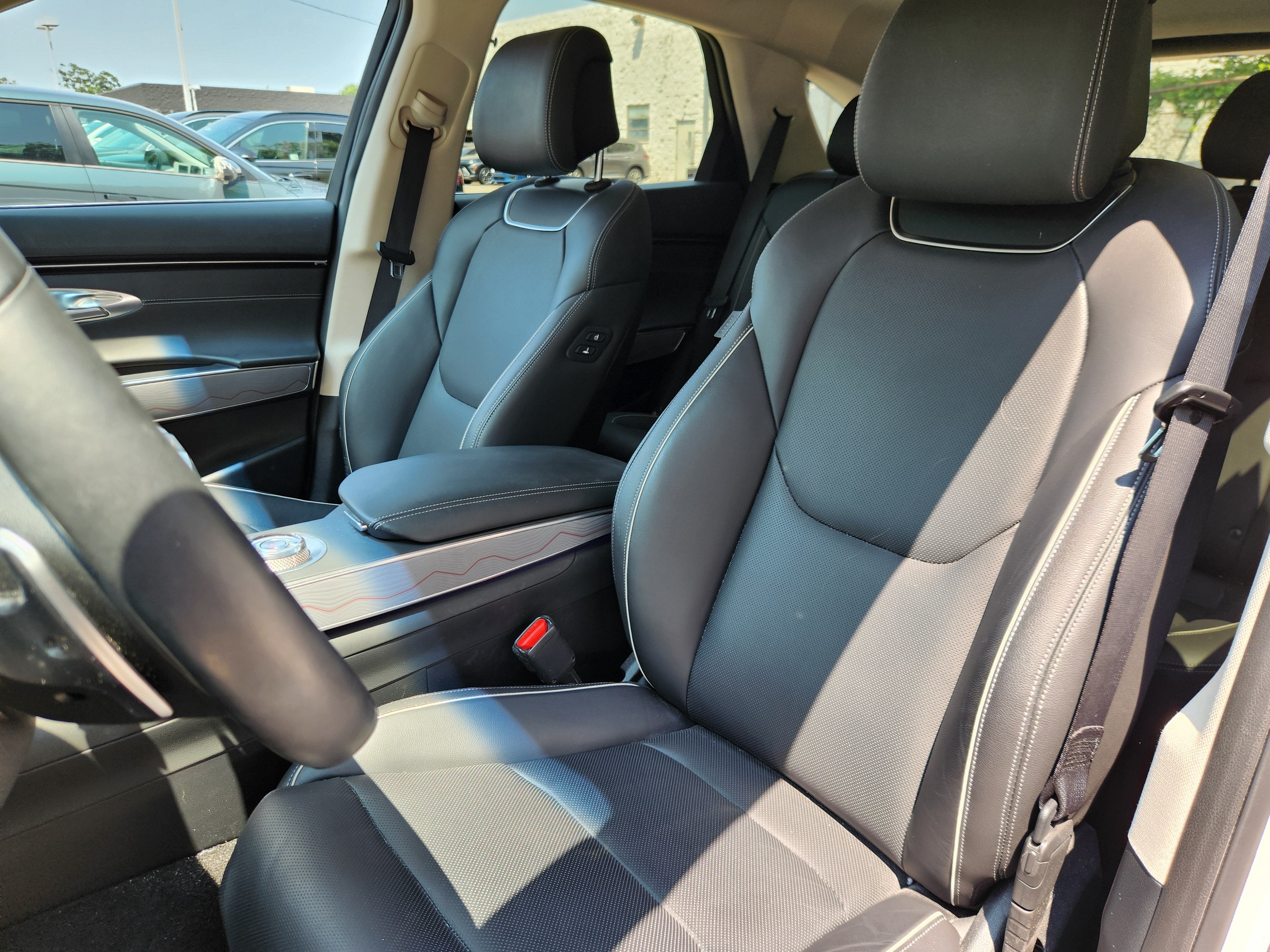 2024 Genesis GV70 2.5T