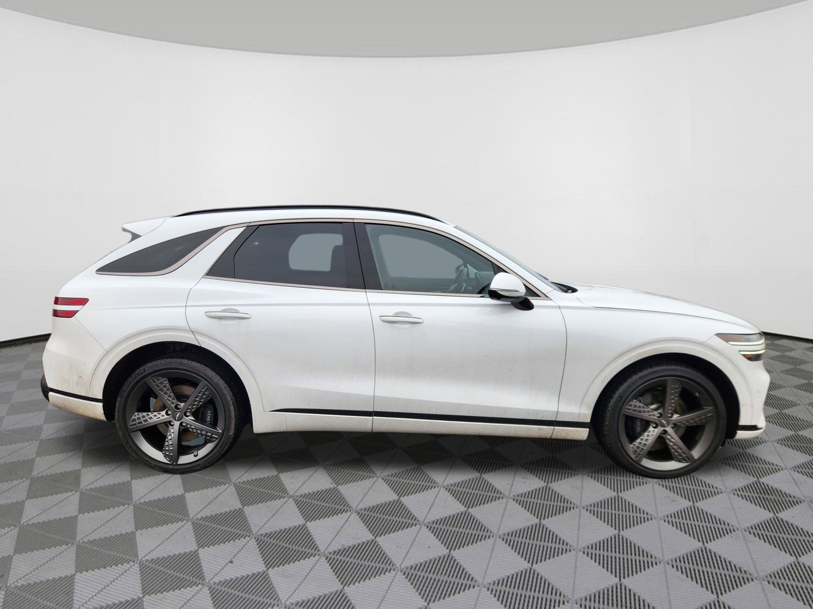 2025 Genesis GV70 2.5T