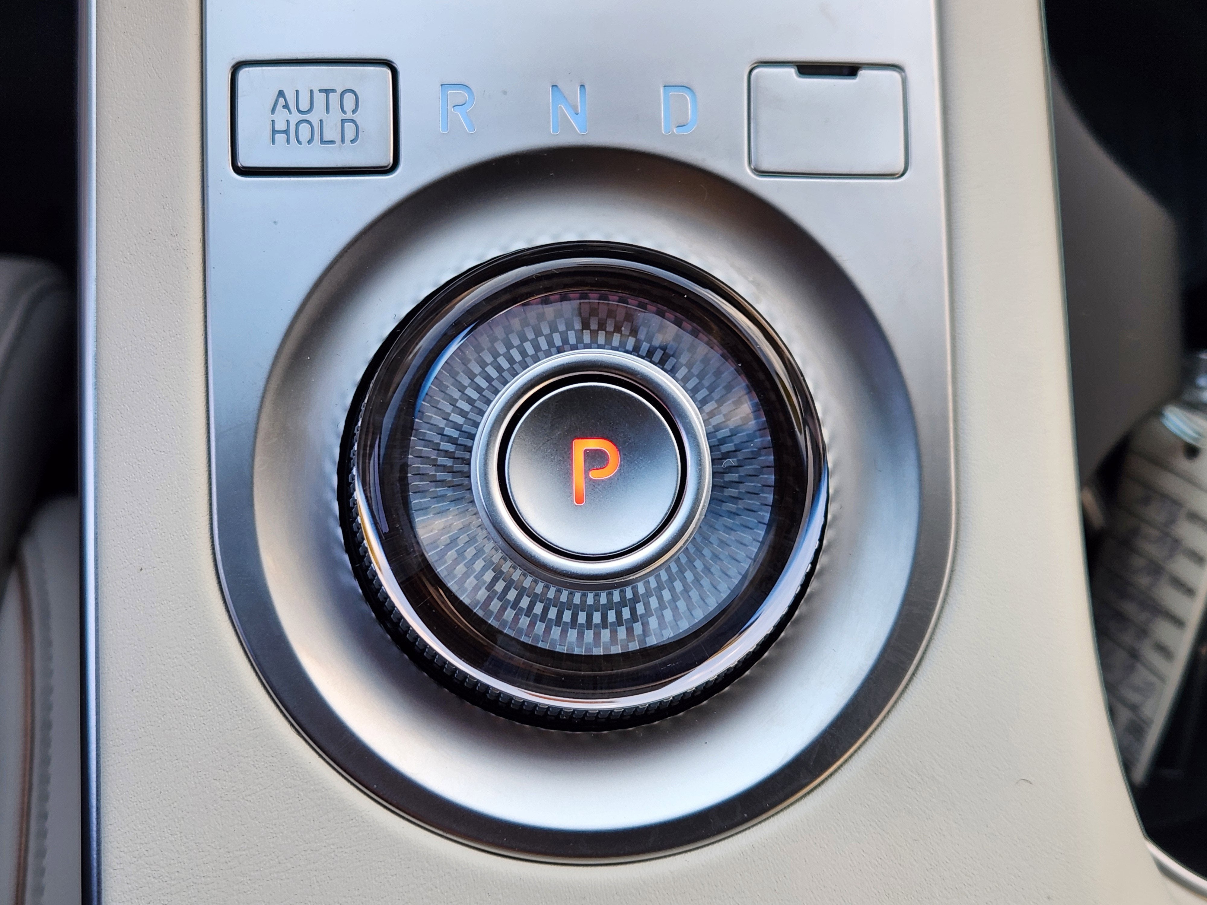 2025 Genesis Electrified GV70 Advanced