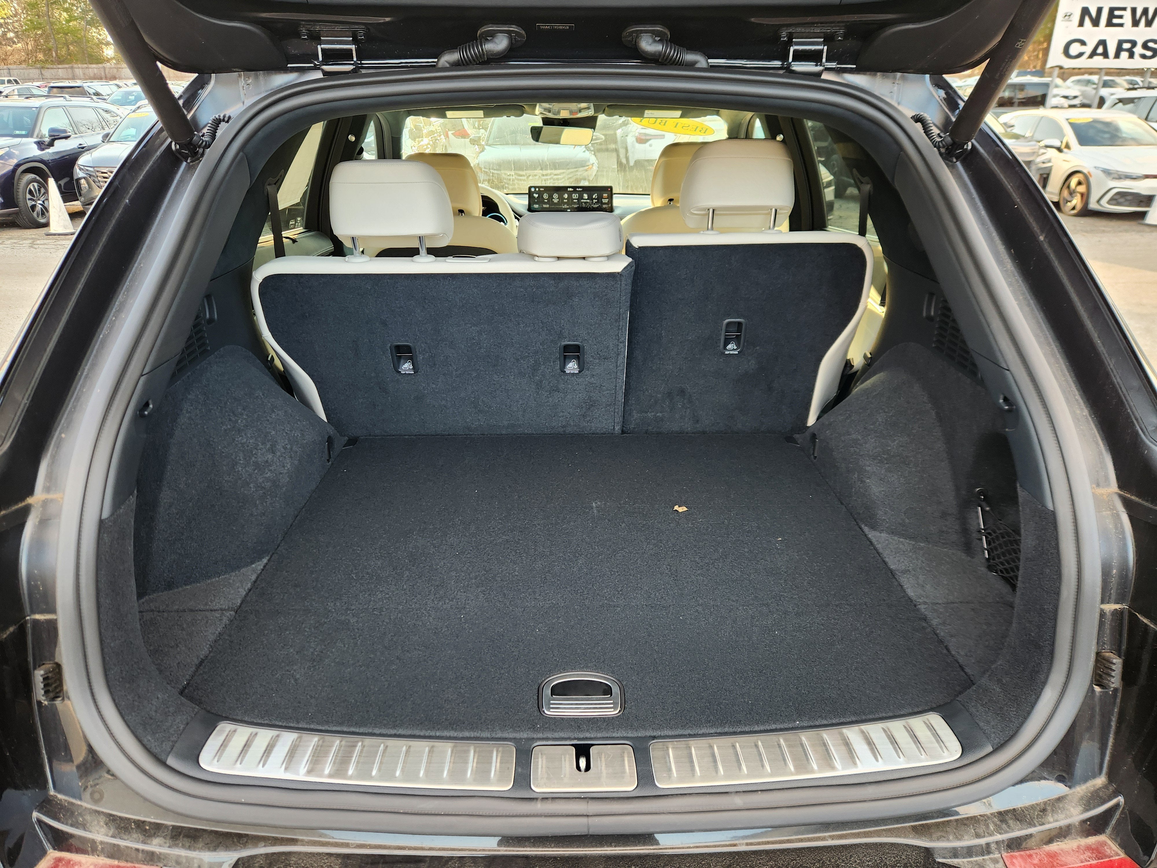 2025 Genesis Electrified GV70 Advanced