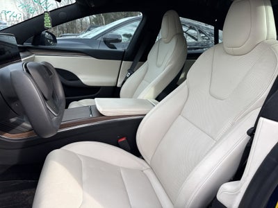 2022 Tesla Model S Base