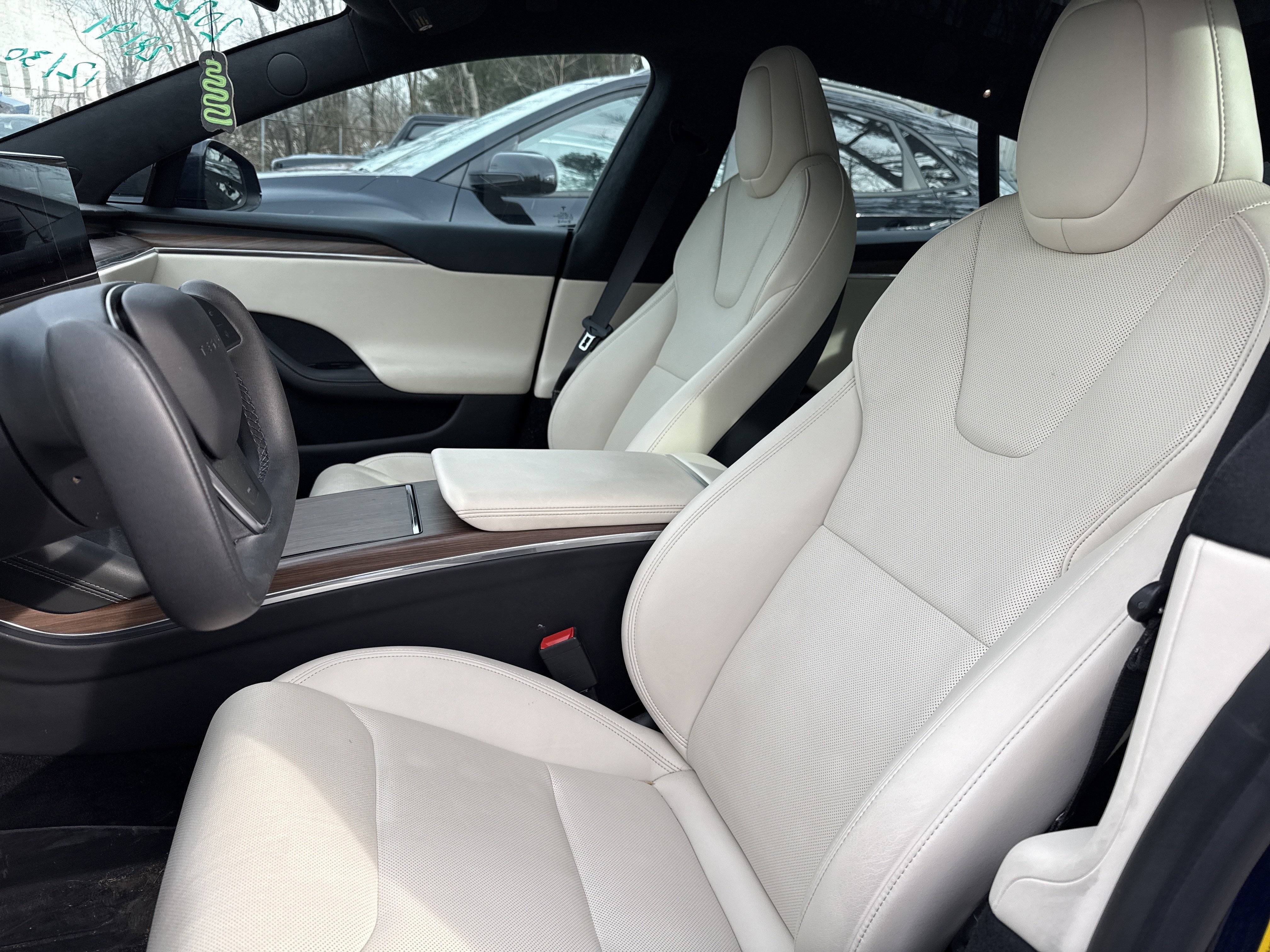 2022 Tesla Model S Base