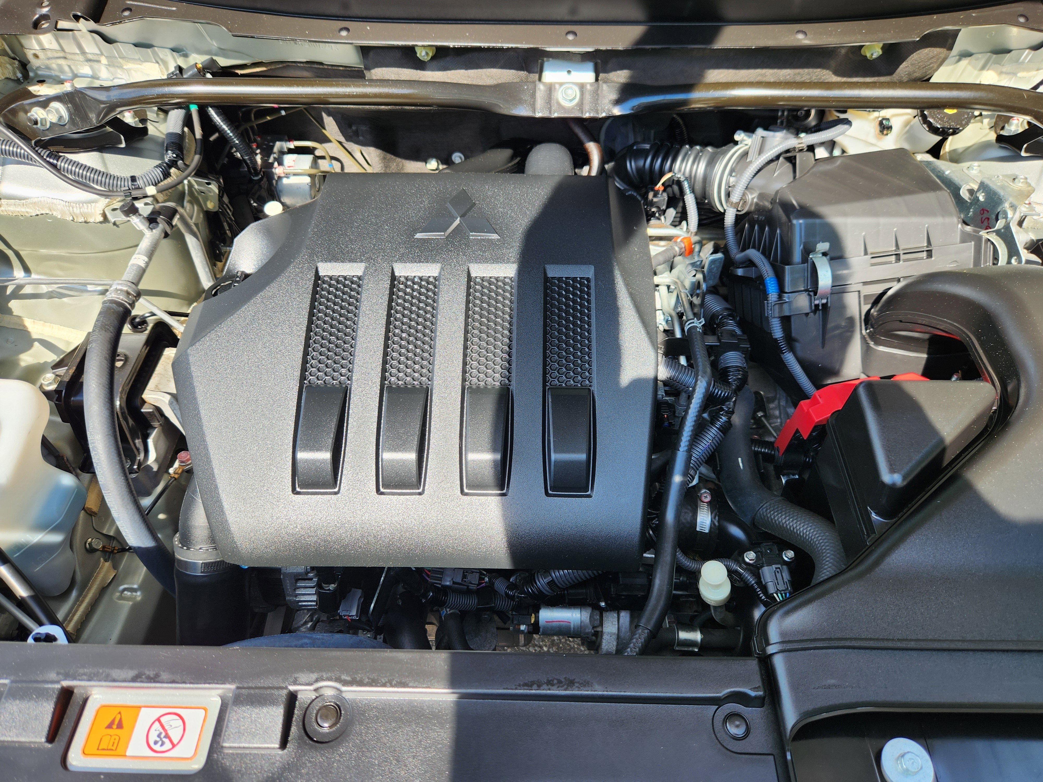 2024 Mitsubishi Eclipse Cross ES