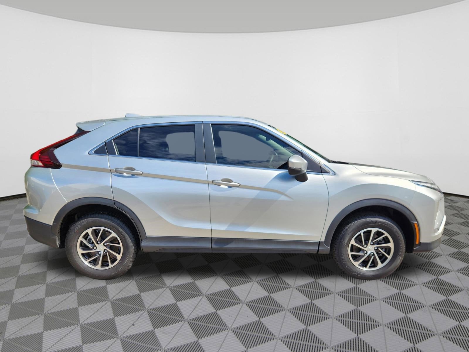 2024 Mitsubishi Eclipse Cross ES