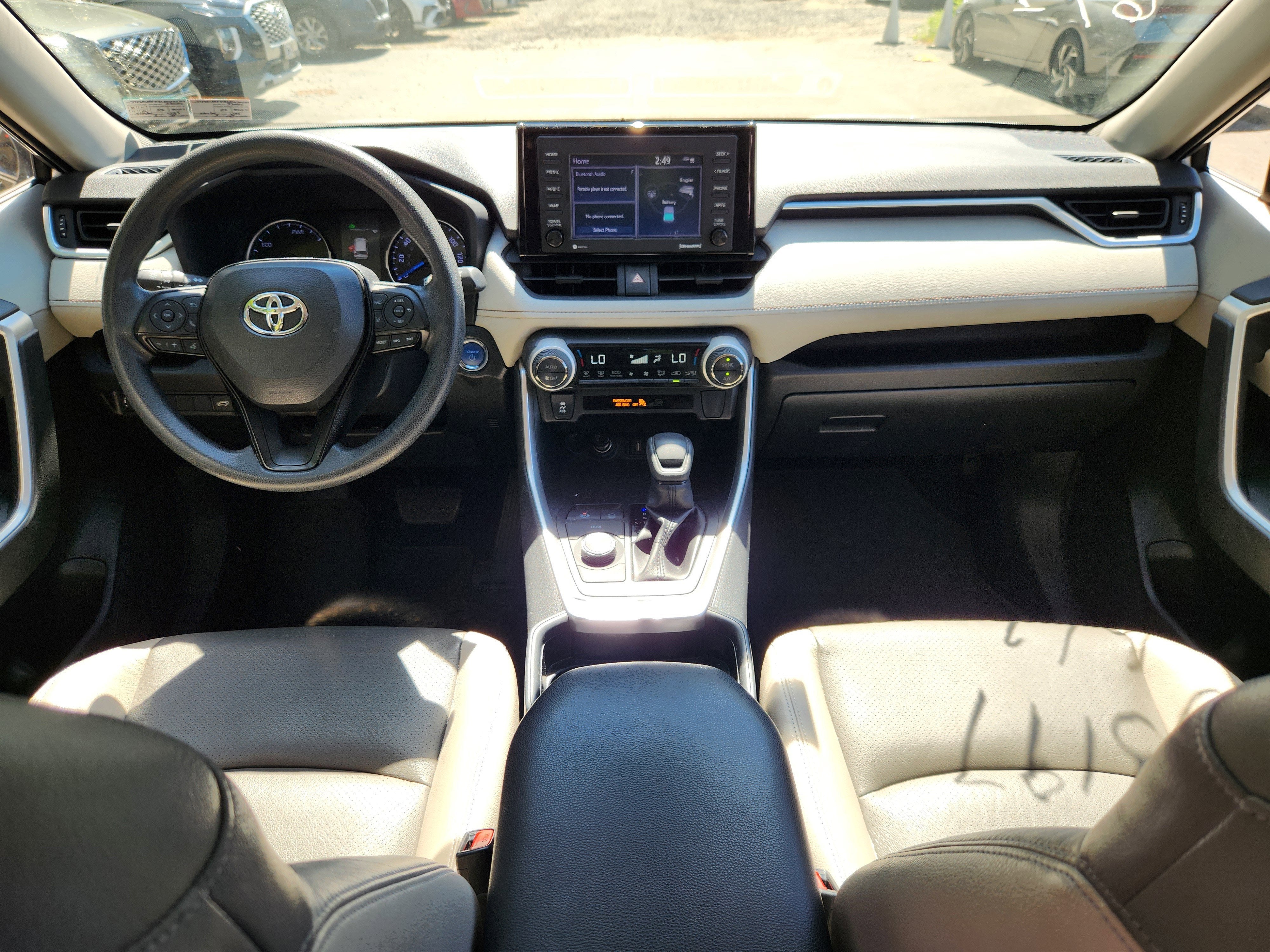 2020 Toyota RAV4 Hybrid XLE
