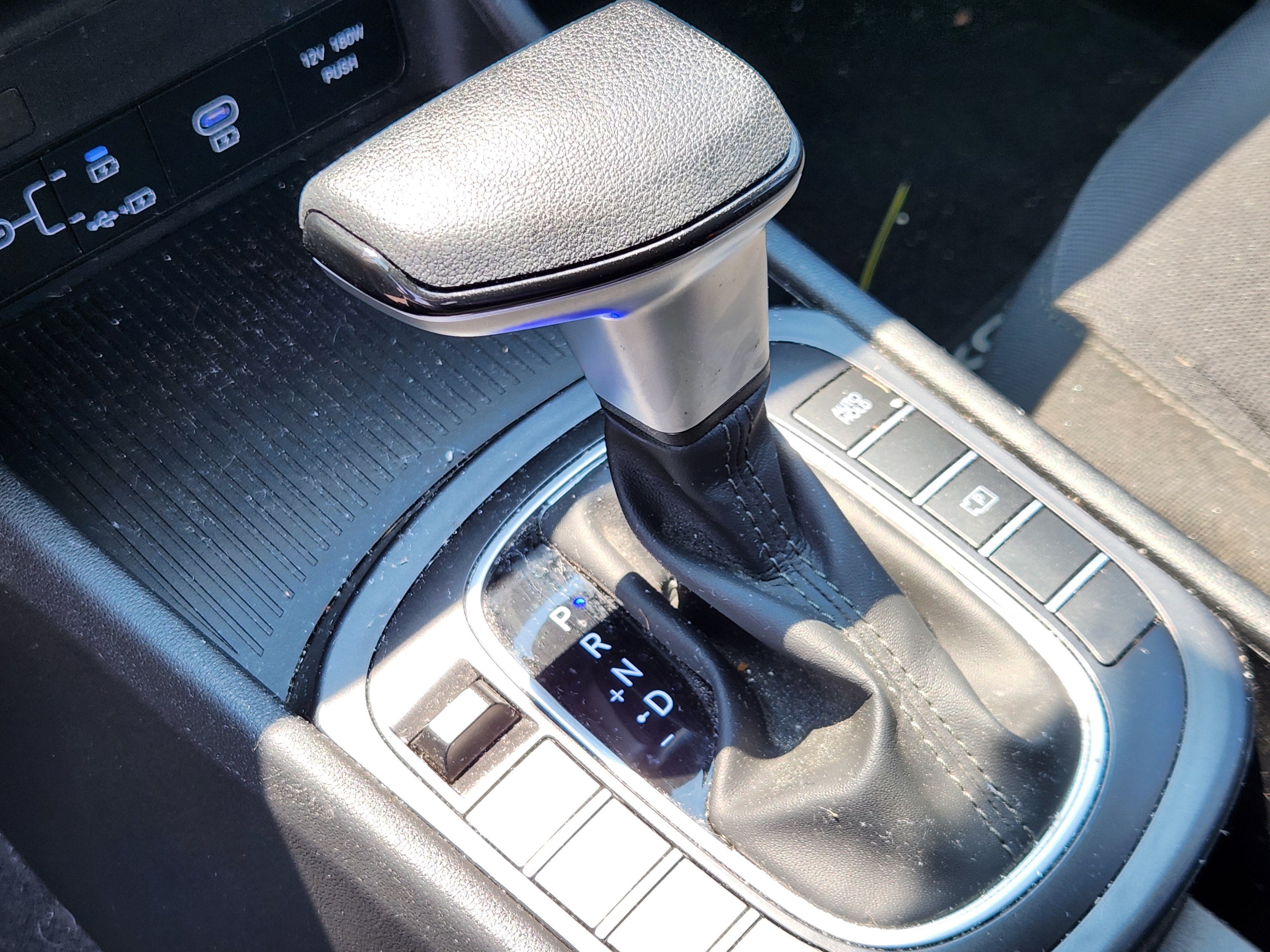 2024 Hyundai Kona SE