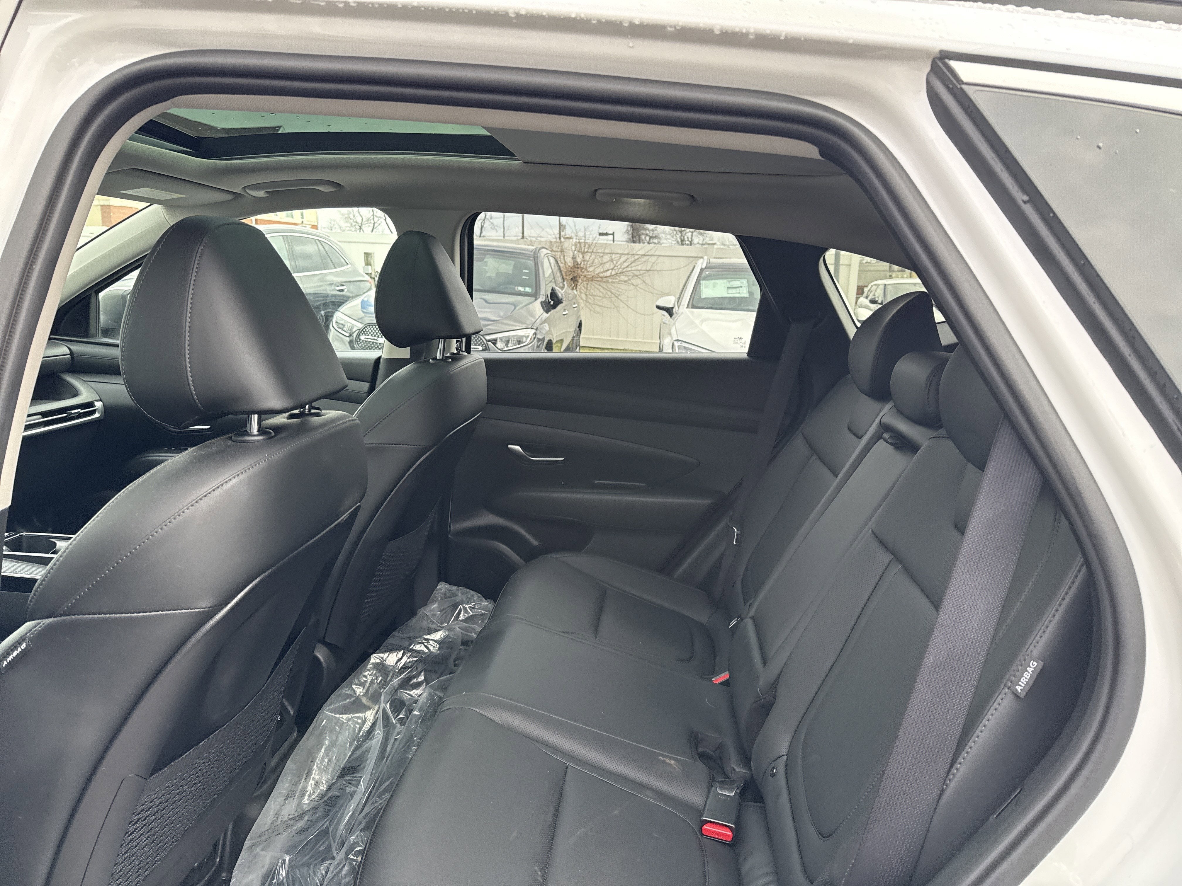 2025 Hyundai Tucson Hybrid Base
