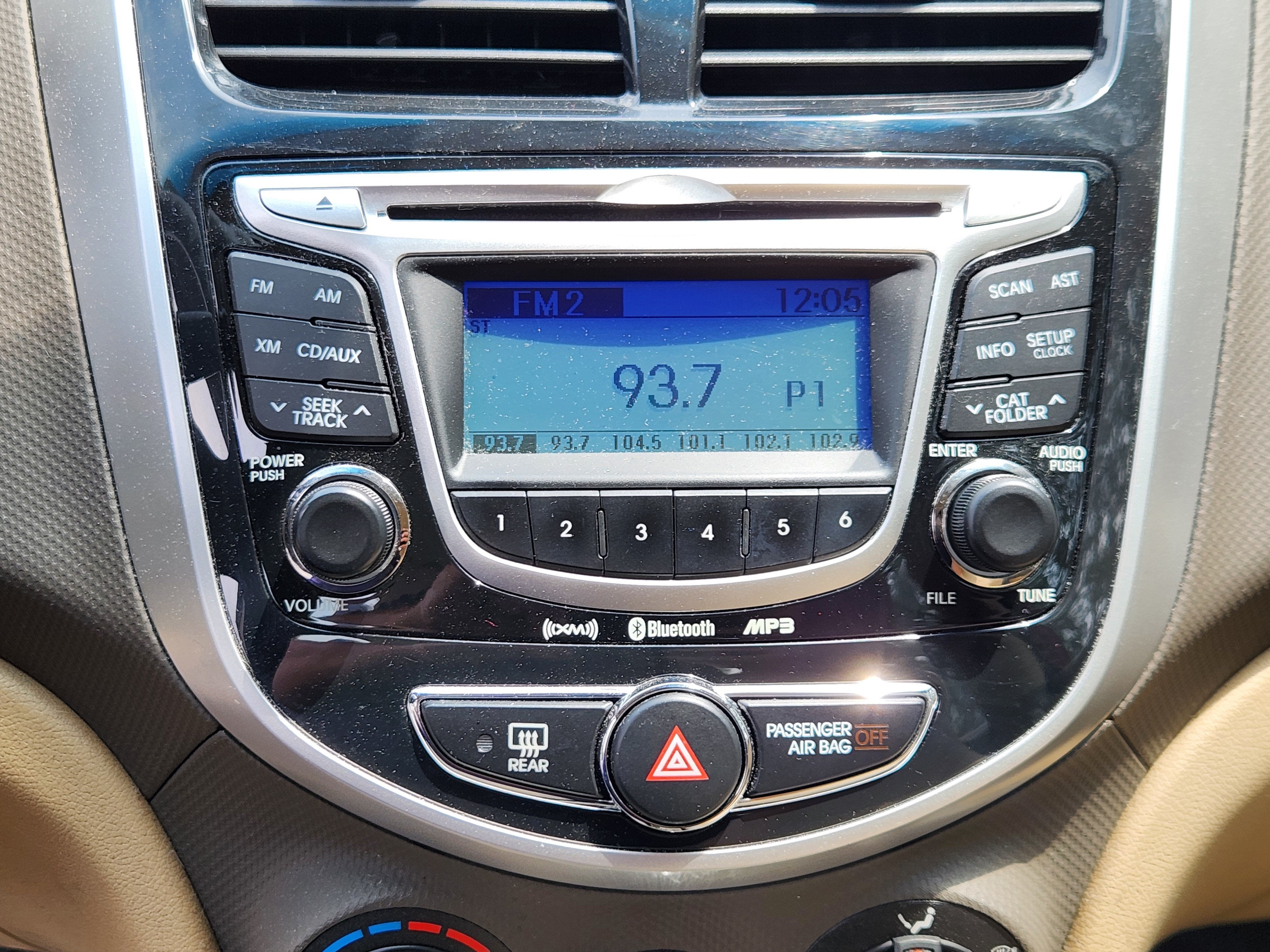 2013 Hyundai Accent GLS