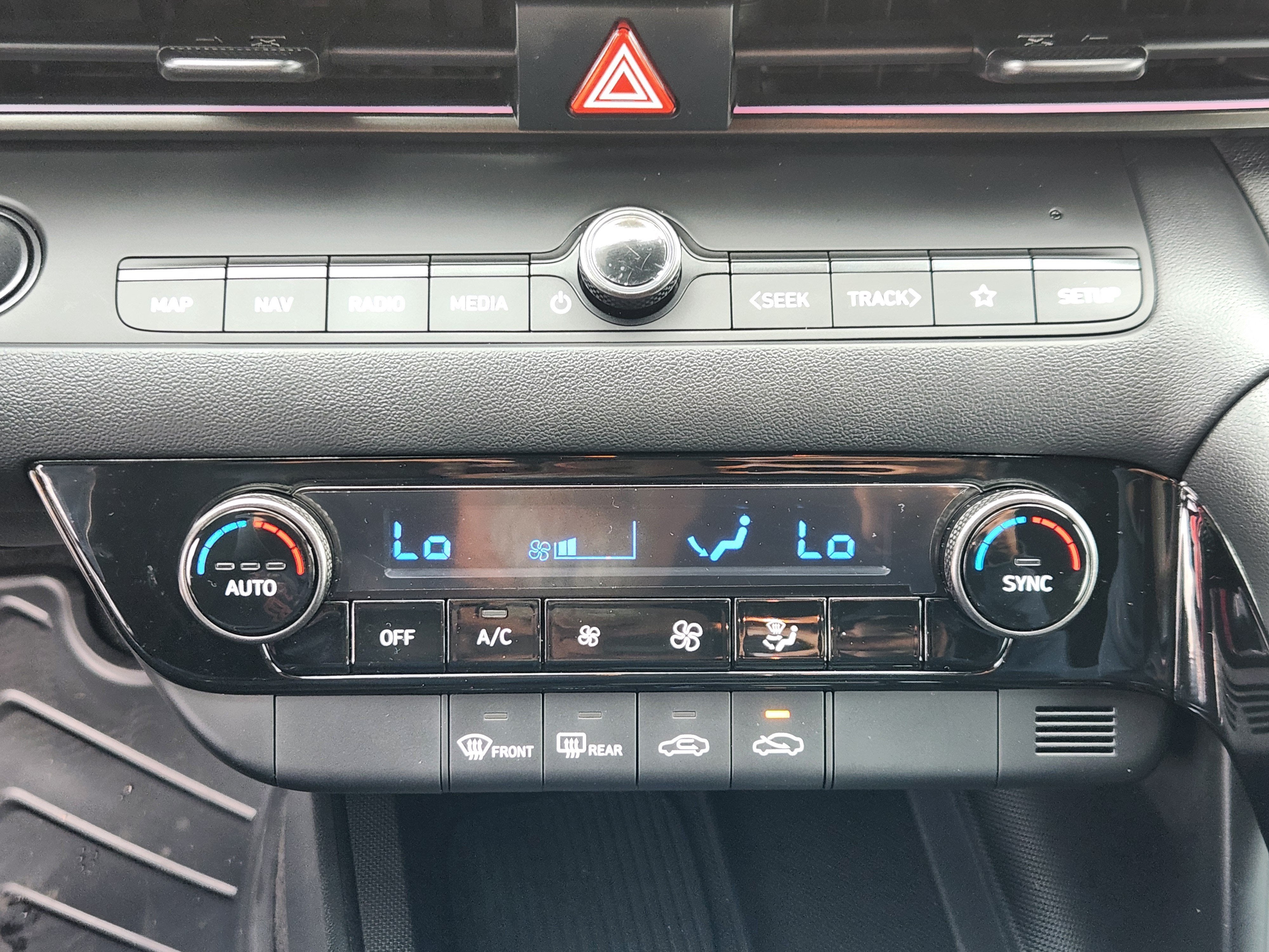 2025 Hyundai Elantra Hybrid SEL Sport