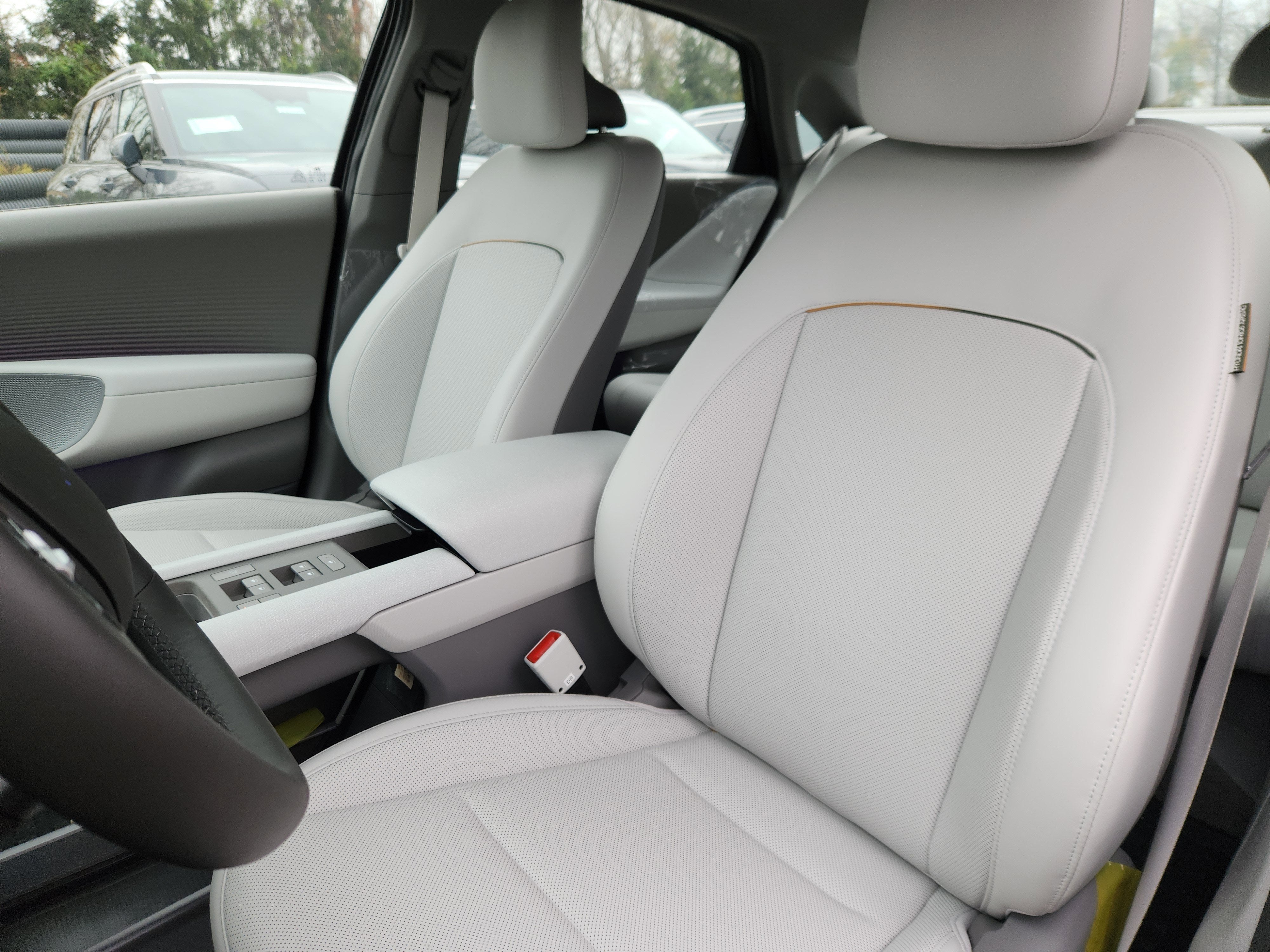 2024 Hyundai IONIQ 6 SEL