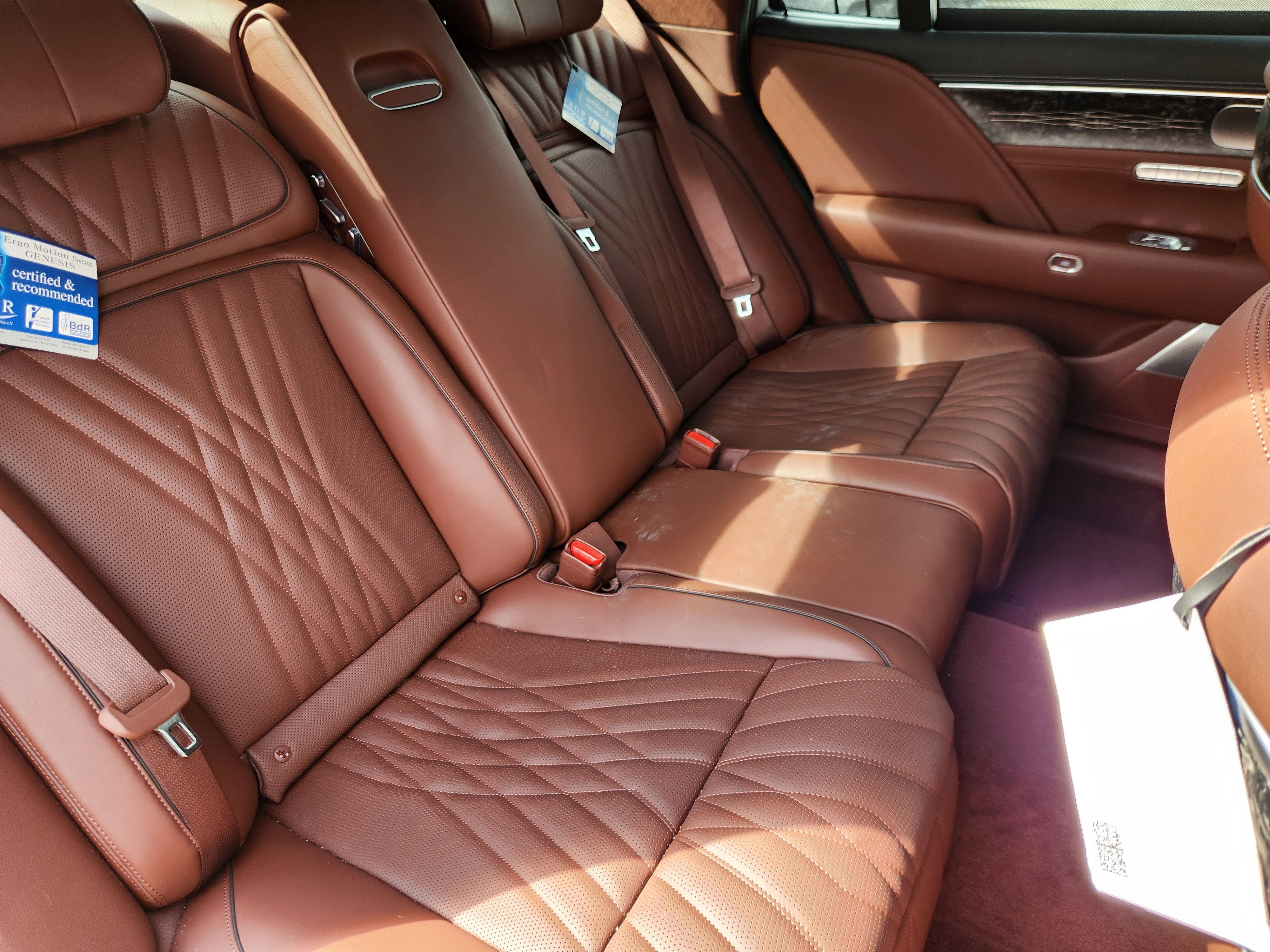 2025 Genesis G90 e-SC