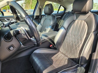 2021 Genesis G70 2.0T