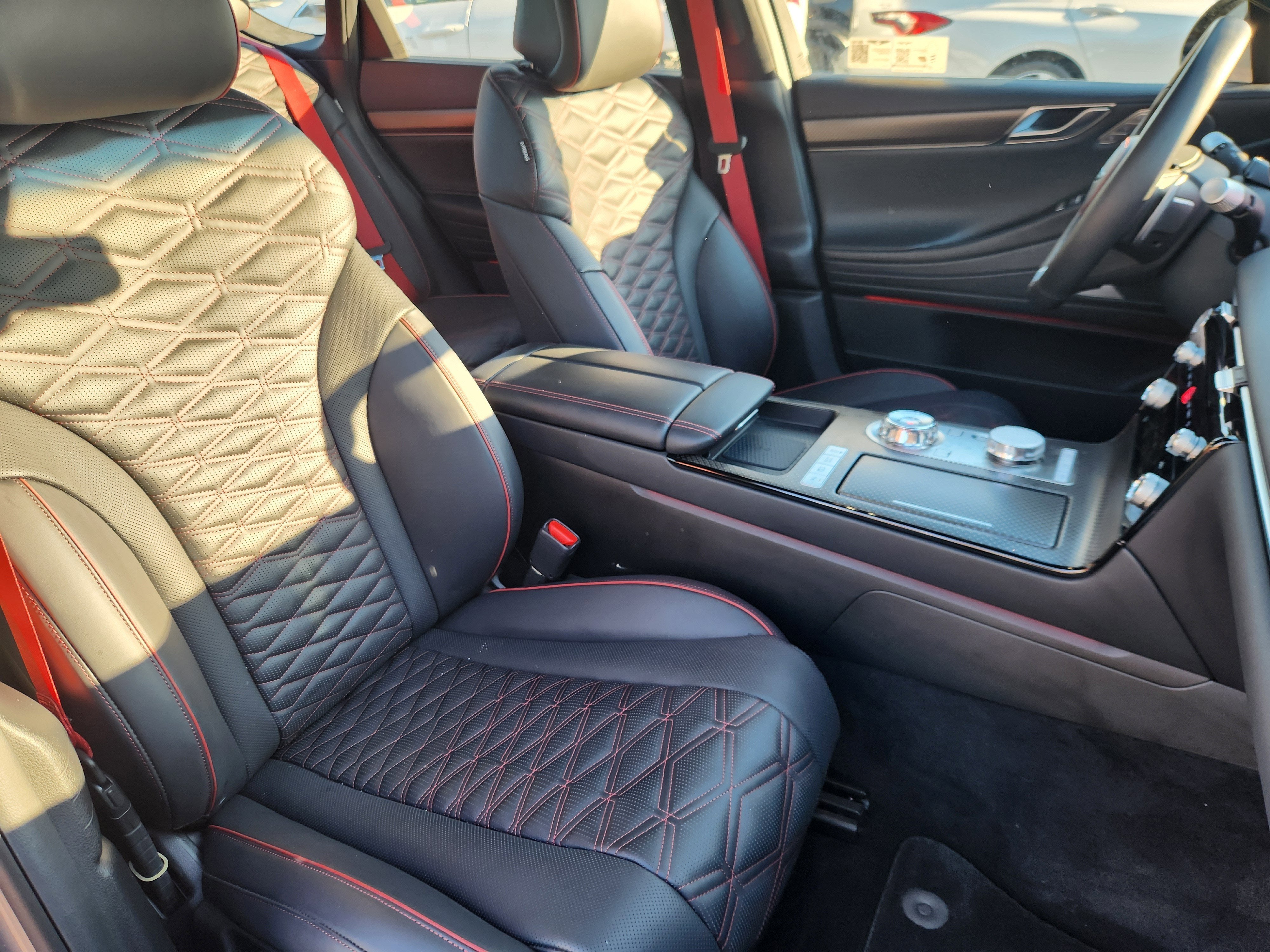 2025 Genesis G80 3.5T Sport Prestige