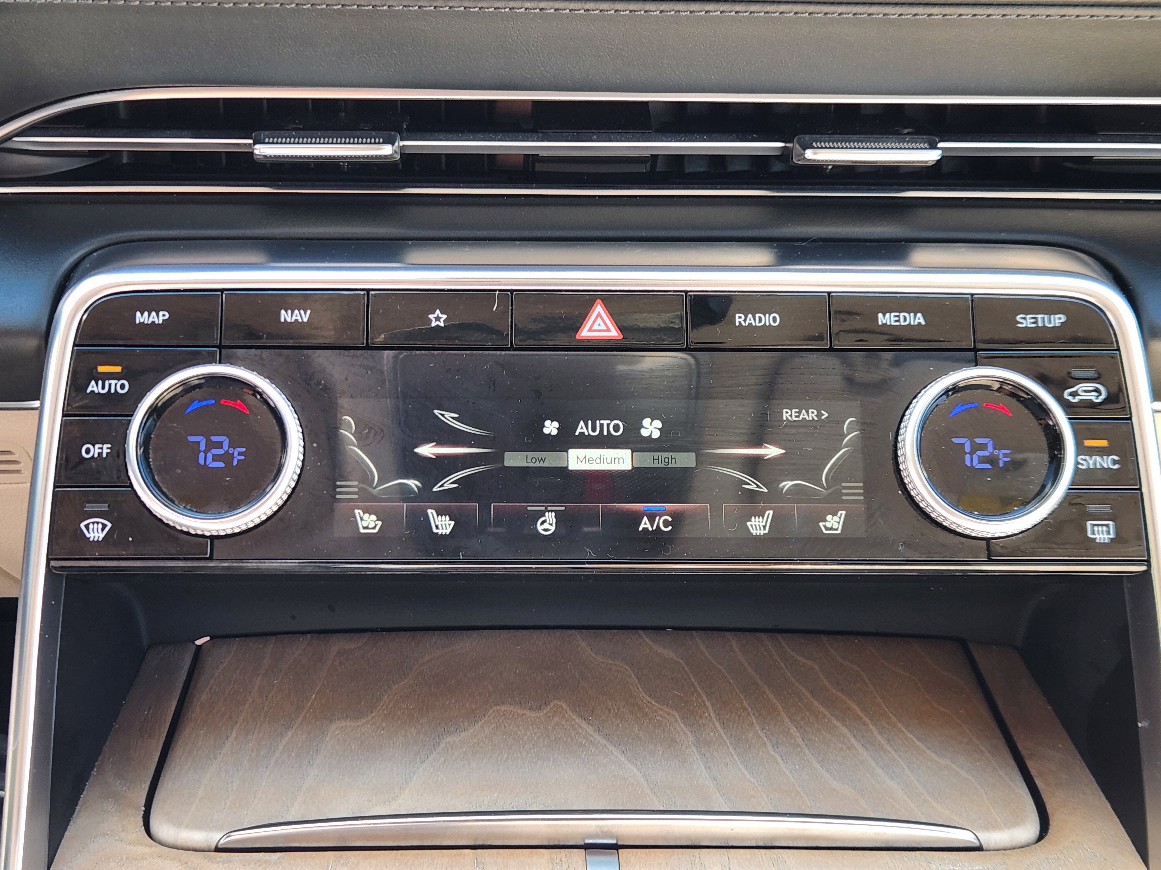 2023 Genesis GV80 Advanced +