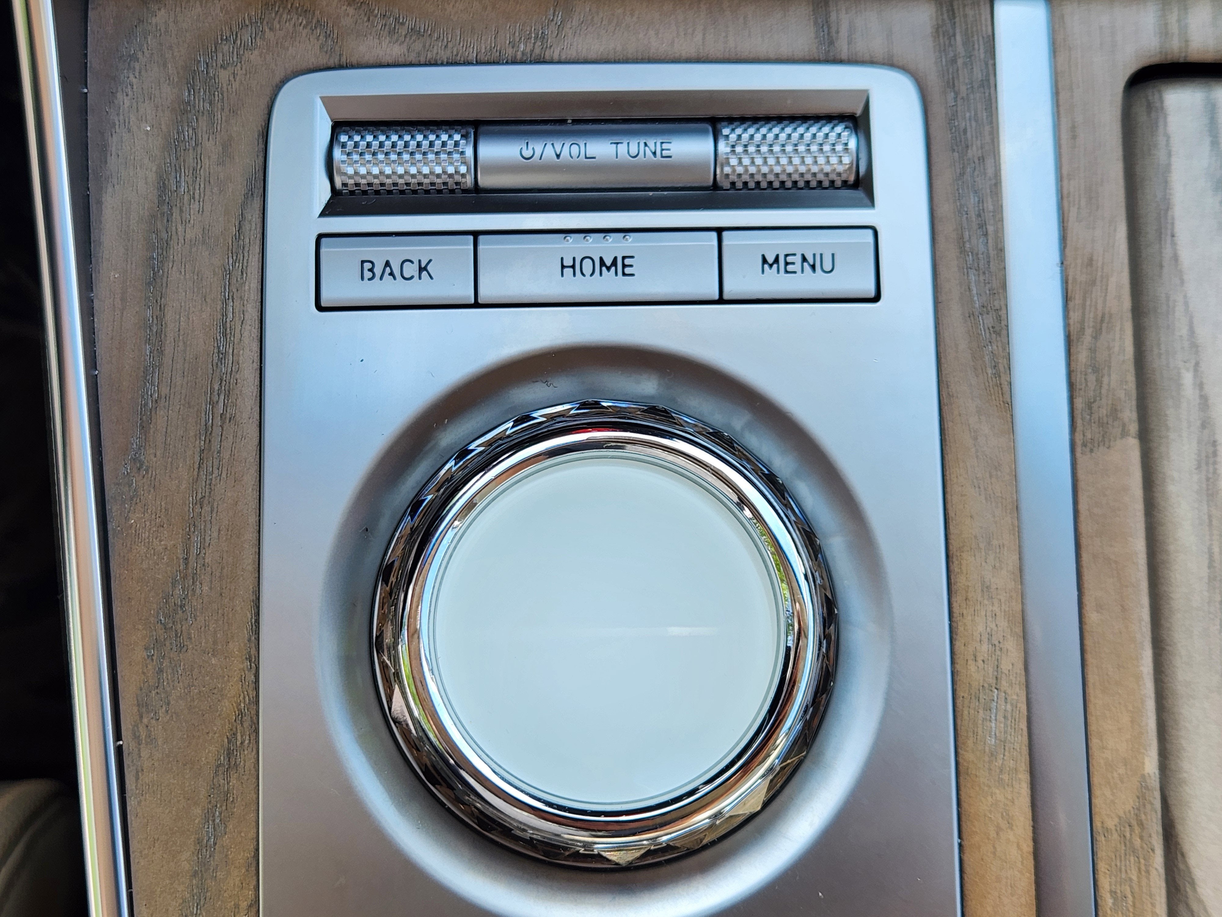 2023 Genesis GV80 Advanced +