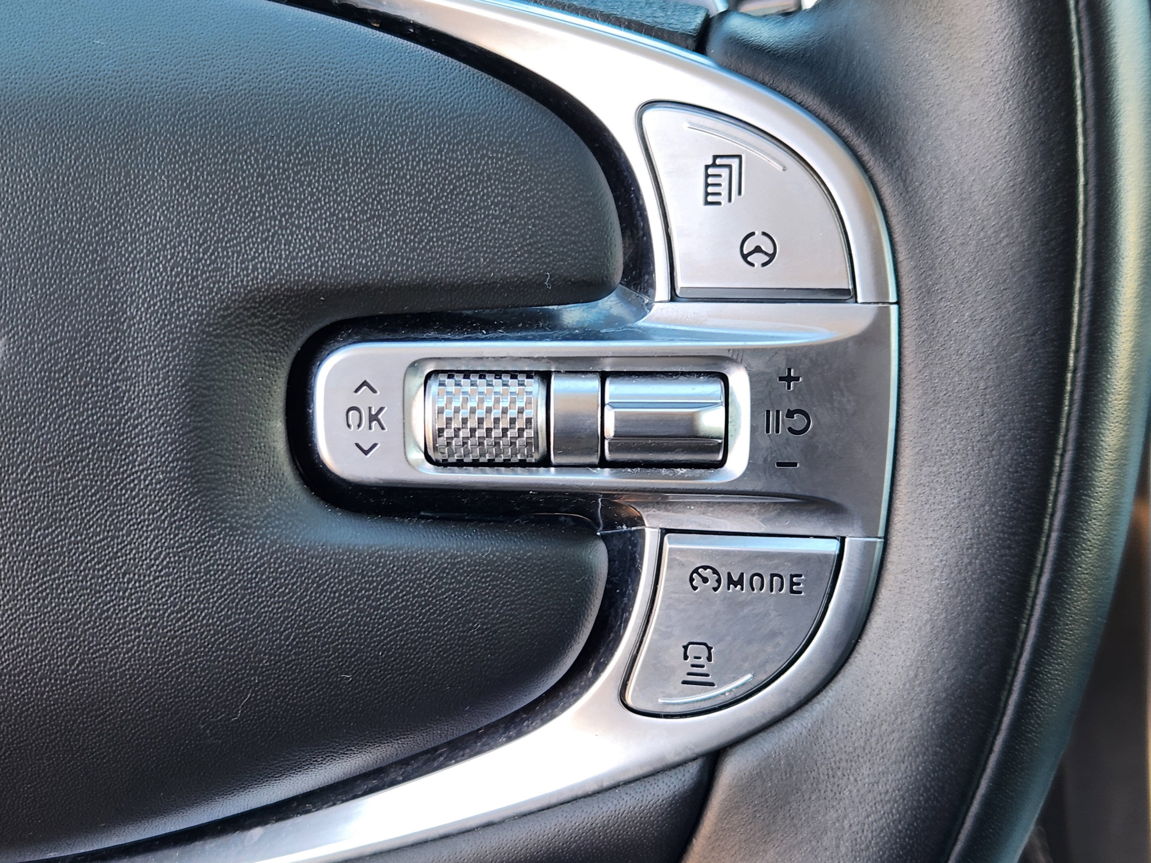 2021 Genesis GV80 Base