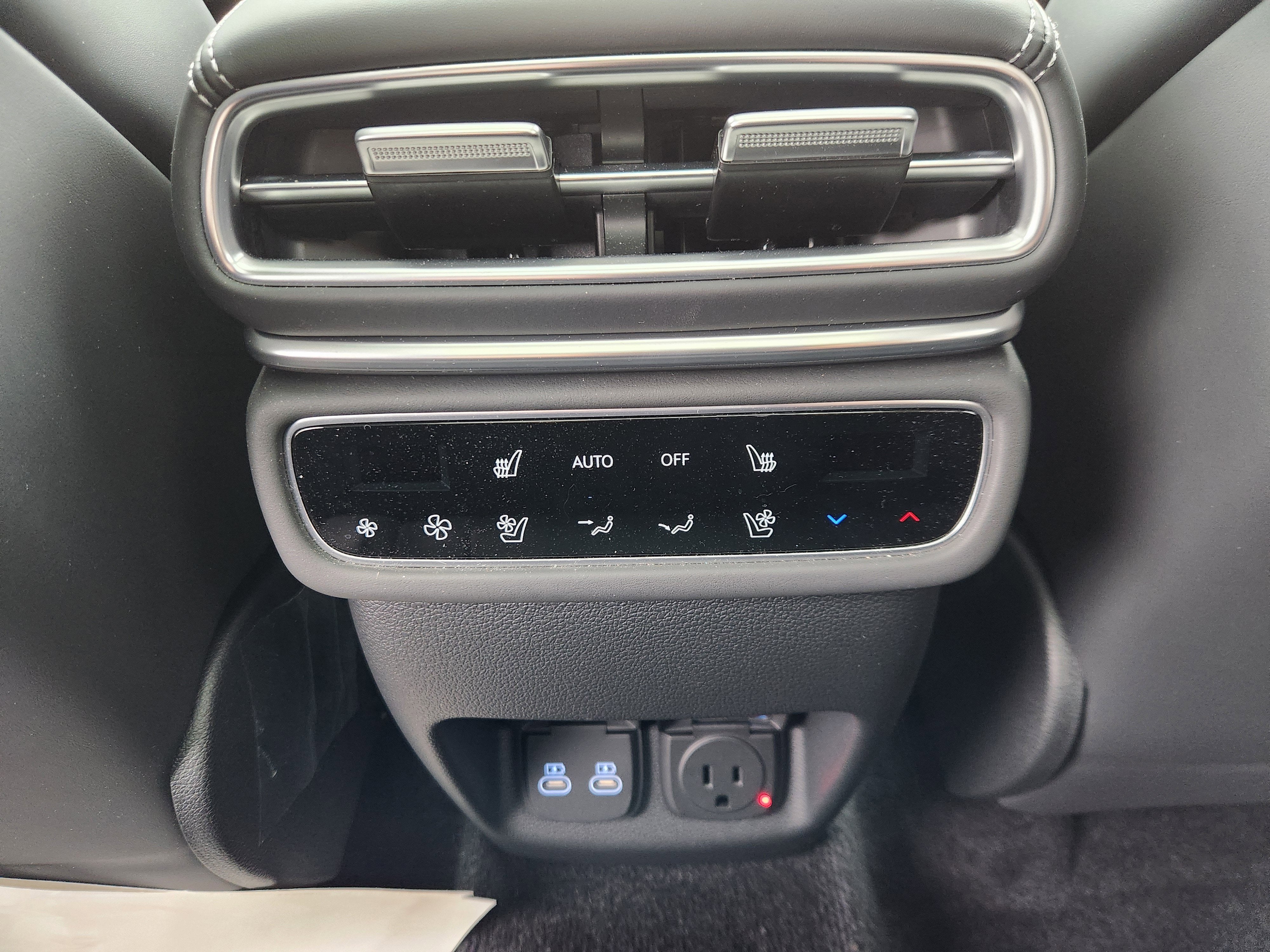 2025 Genesis GV80 Prestige