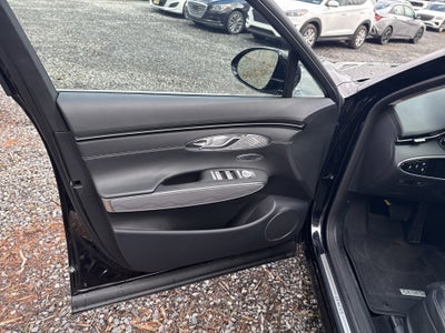 2025 Genesis GV70 2.5T