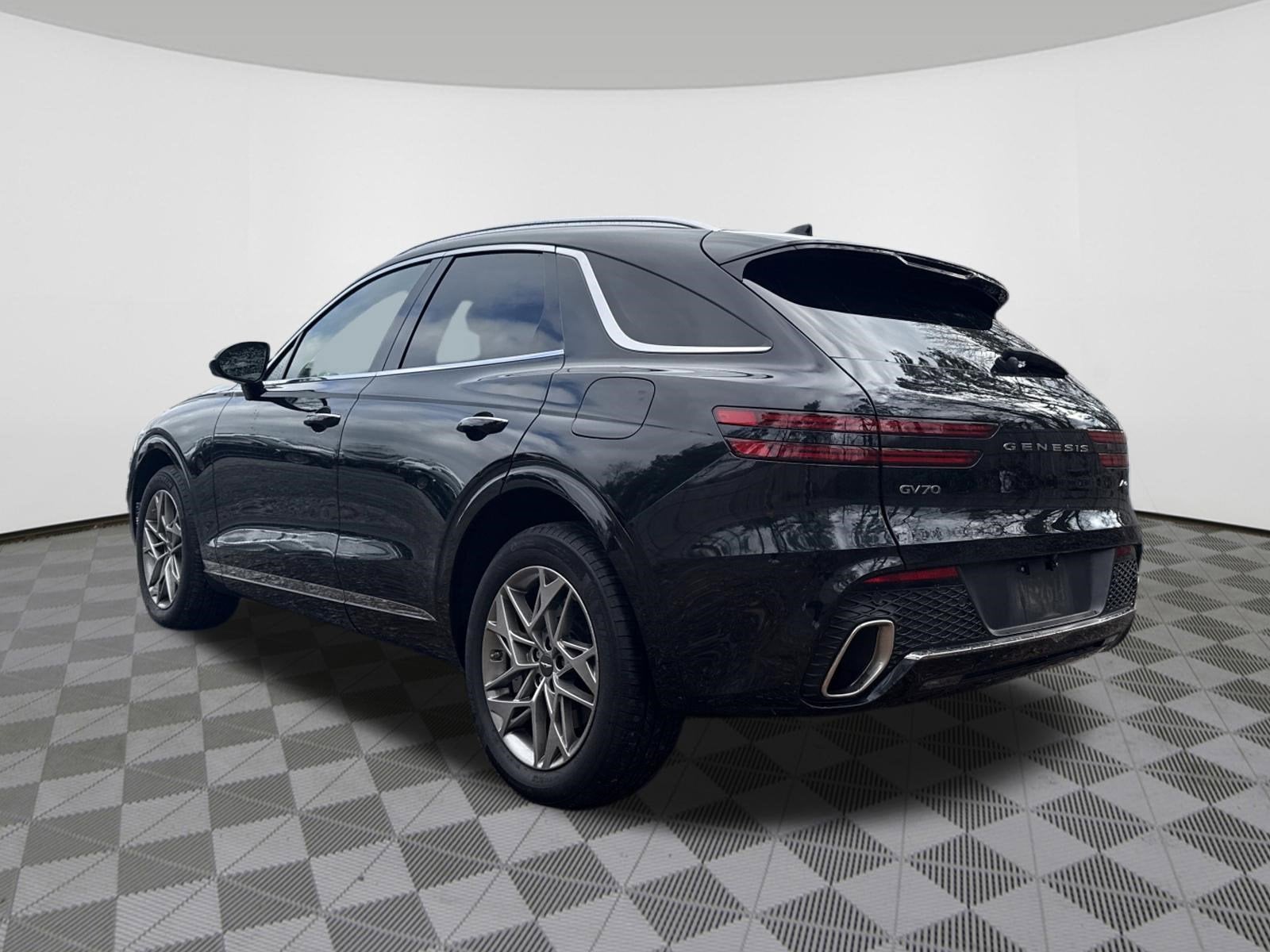 2025 Genesis GV70 2.5T