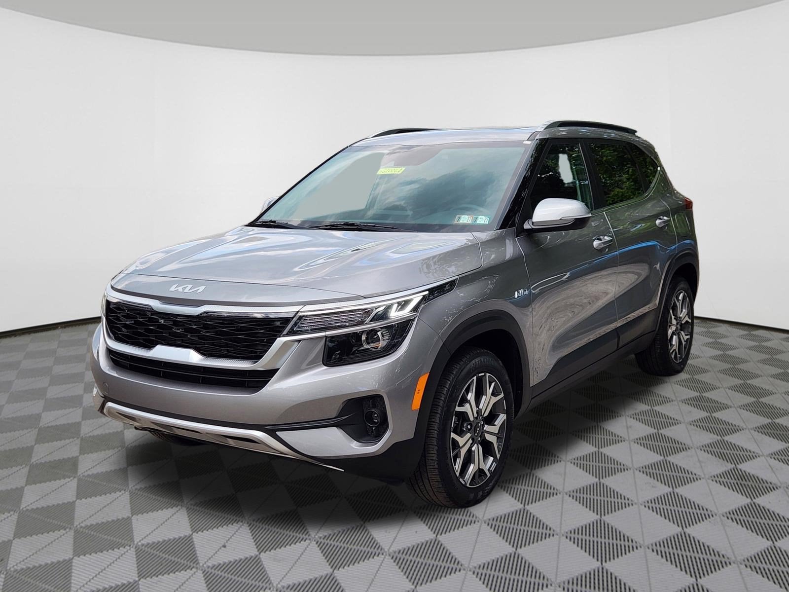 2022 Kia Seltos EX
