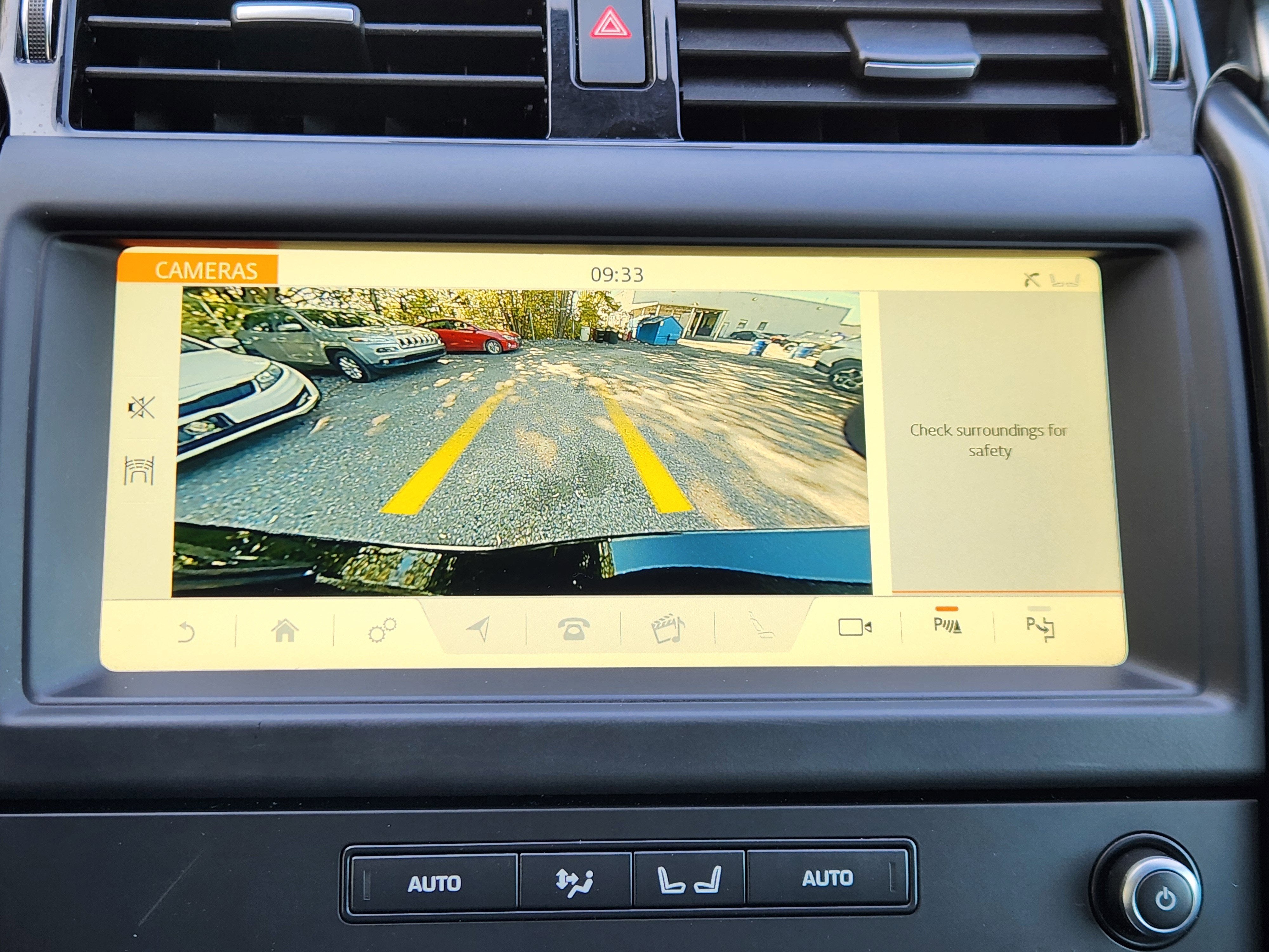 2020 Land Rover Discovery Landmark Edition