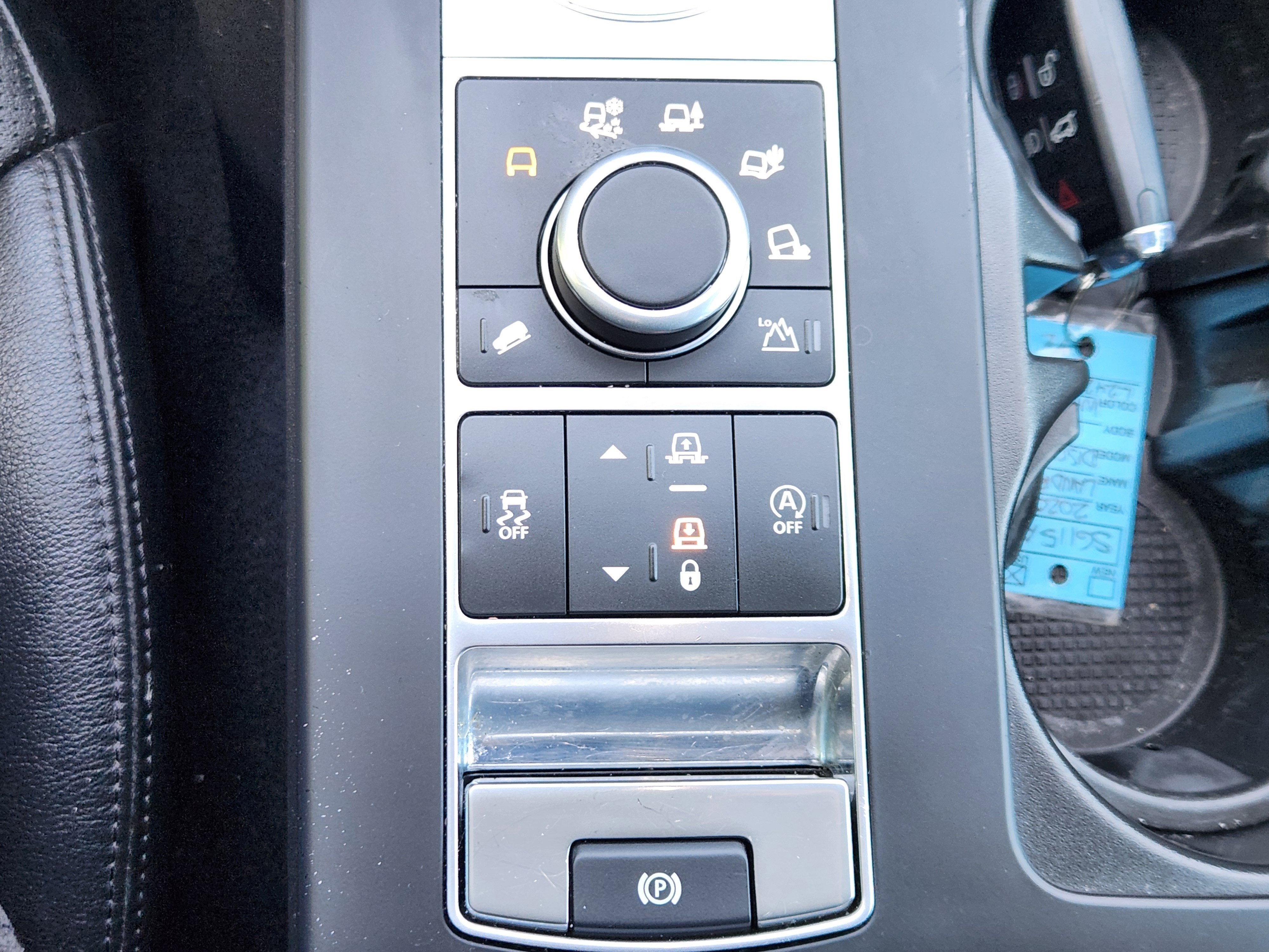 2020 Land Rover Discovery Landmark Edition