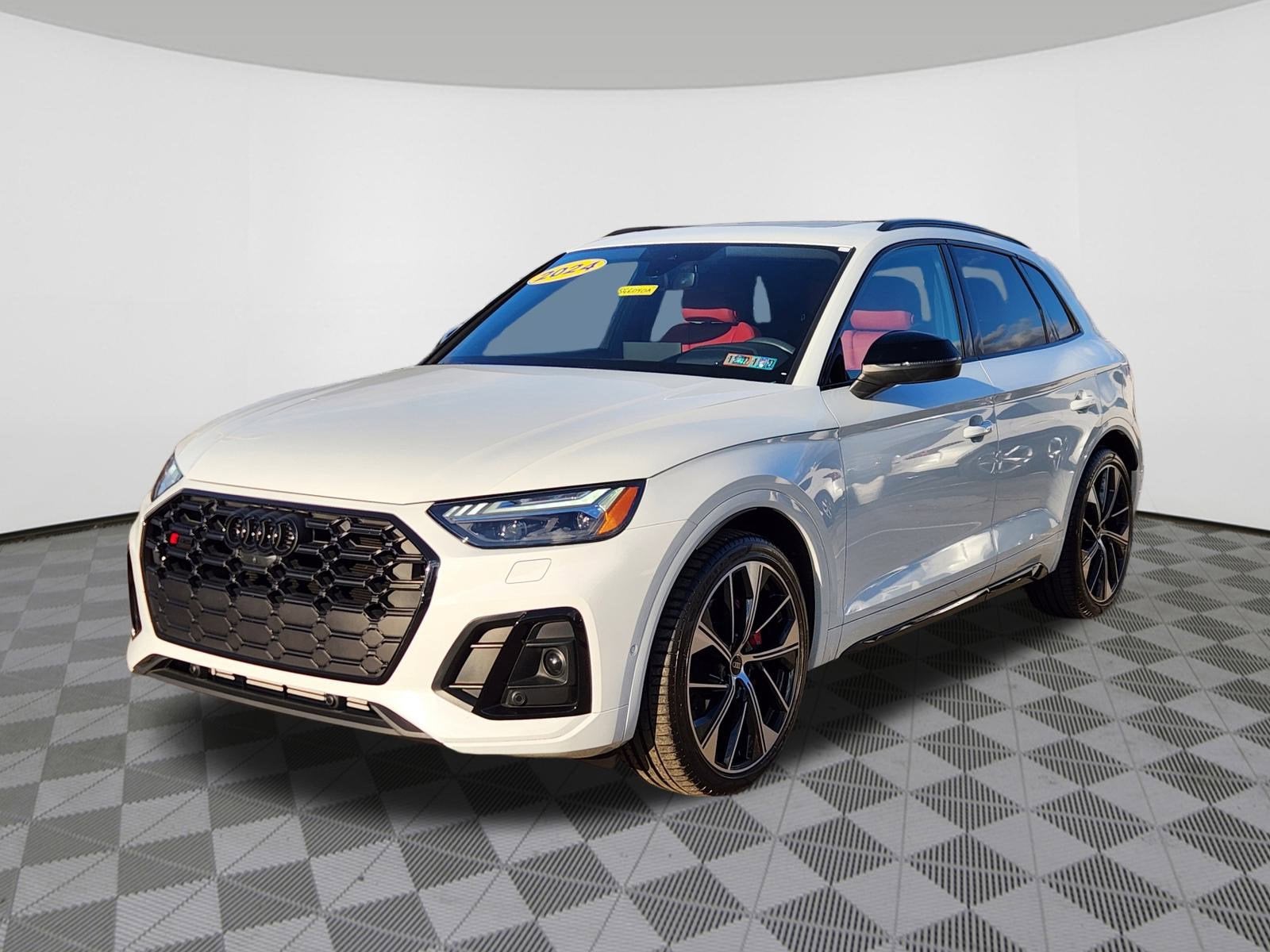 2024 Audi SQ5 Prestige
