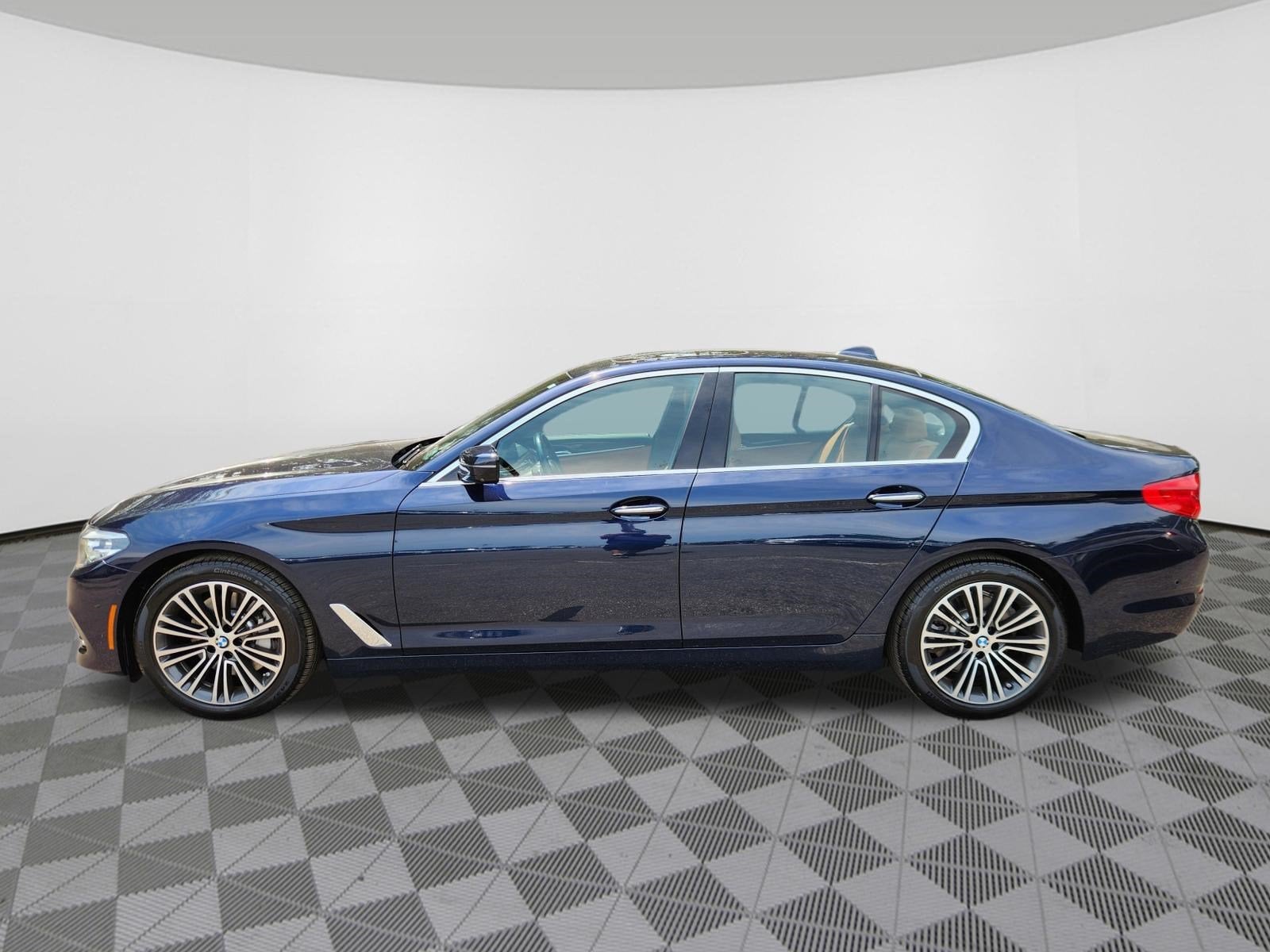 2017 BMW 5 Series 530i xDrive