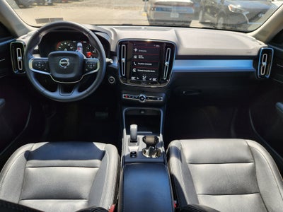 2019 Volvo XC40 Momentum