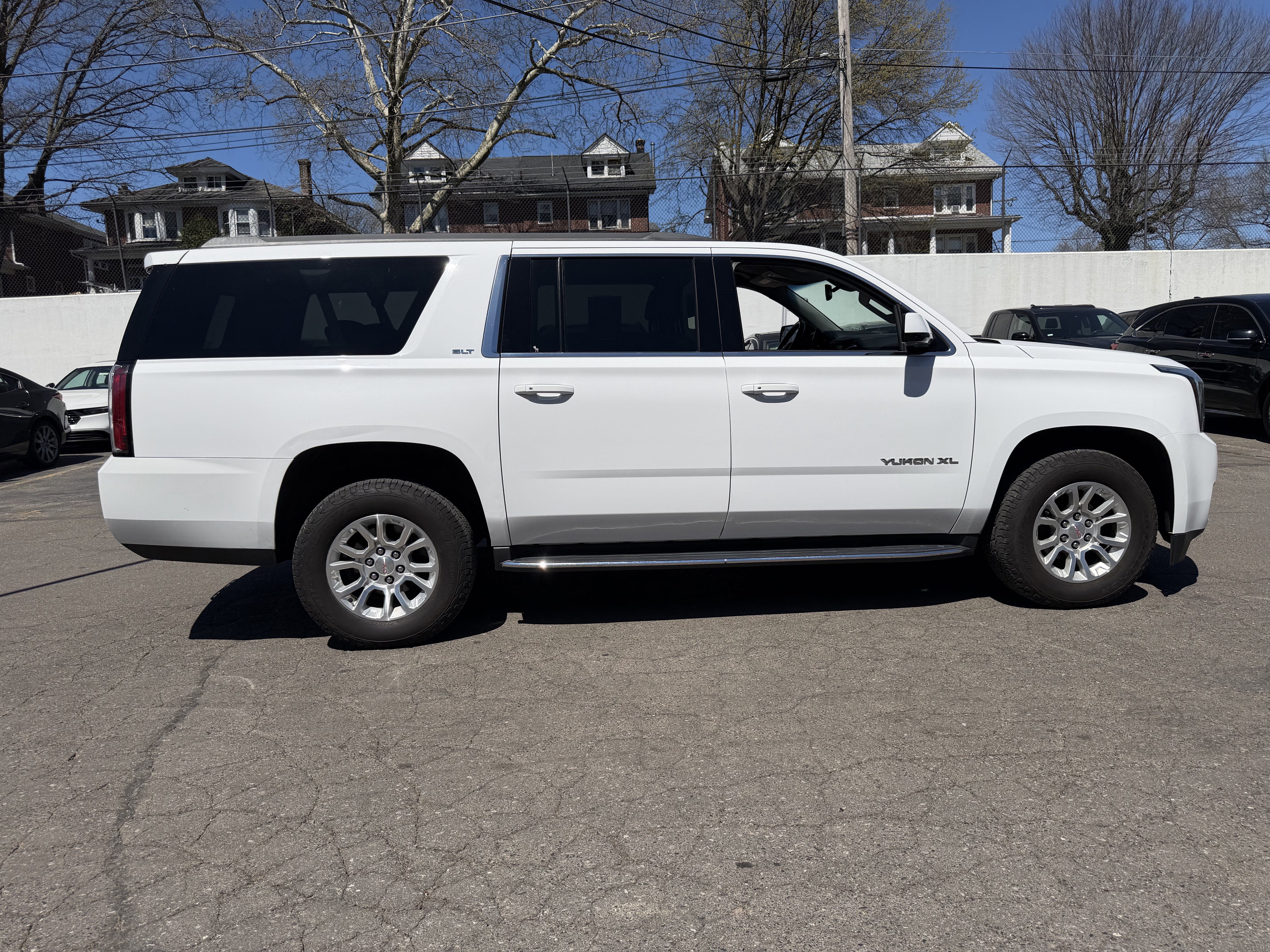 2019 GMC Yukon XL SLT