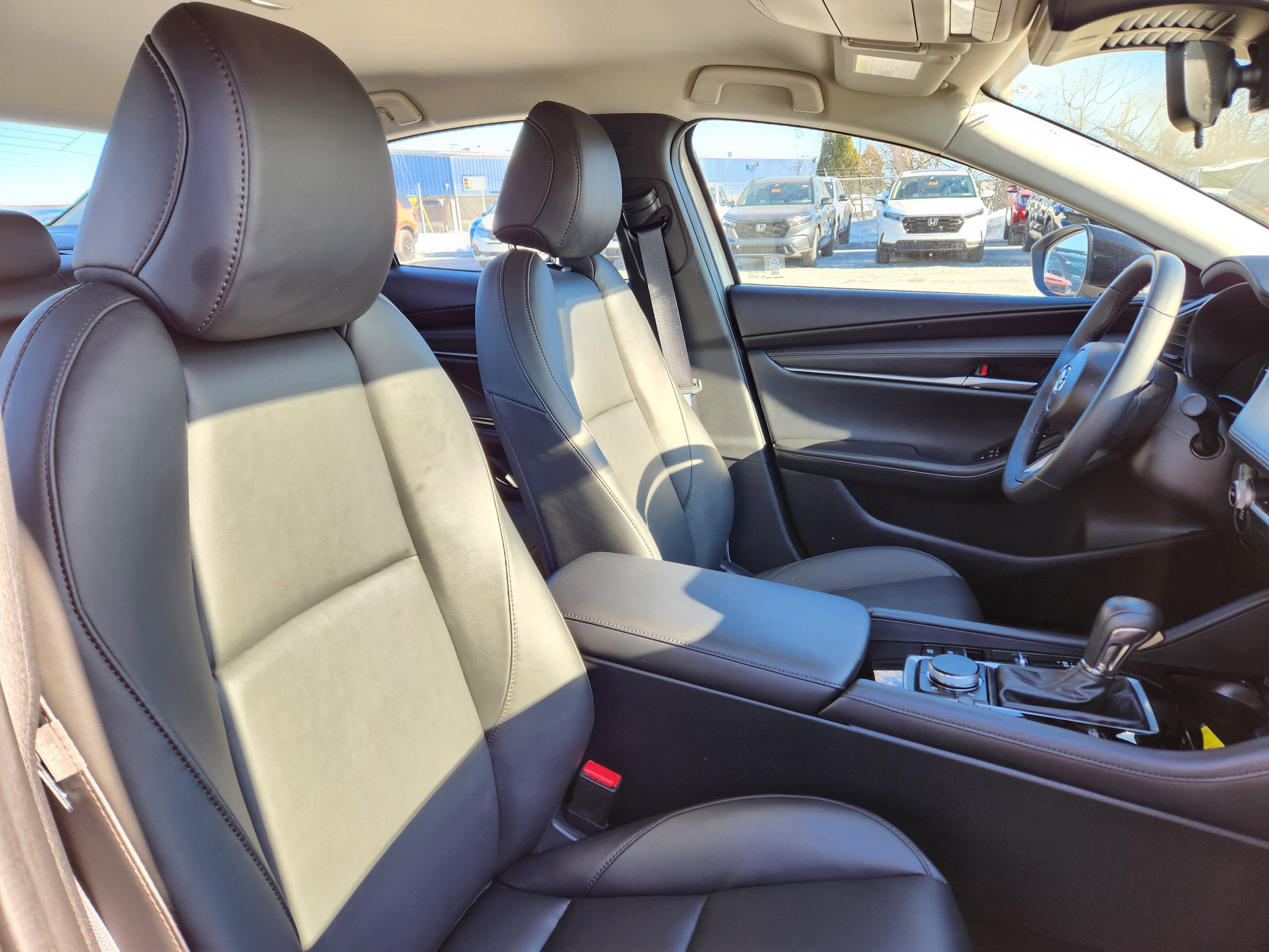 2025 Mazda Mazda3 Sedan 2.5 S Select Sport