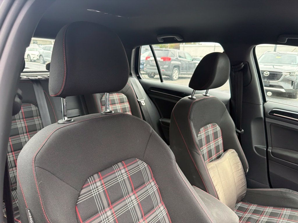 2015 Volkswagen Golf GTI 2.0T S