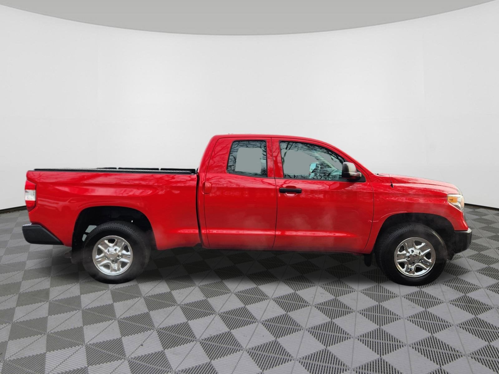 2016 Toyota Tundra 4WD Truck SR