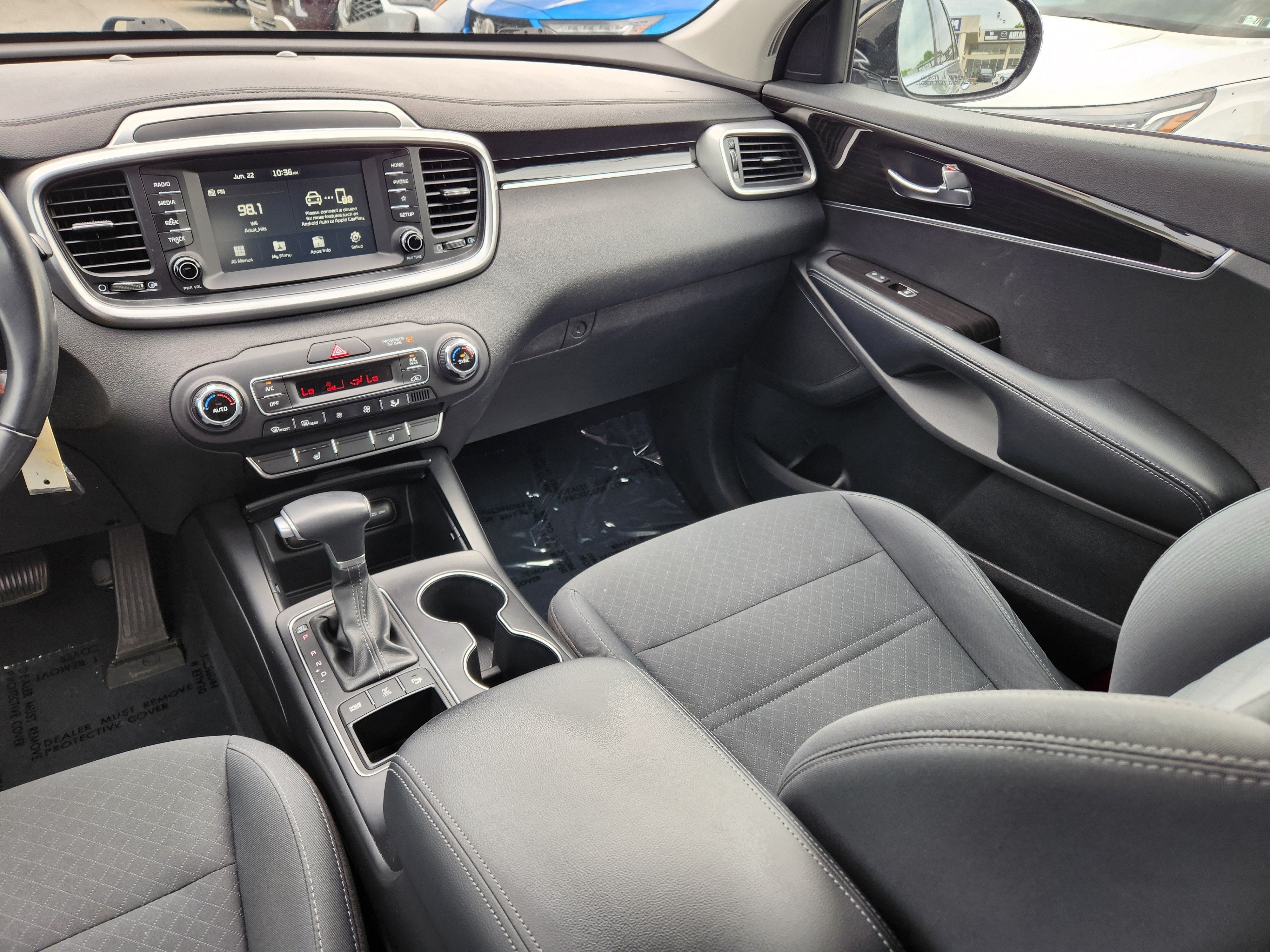 2019 Kia Sorento S V6