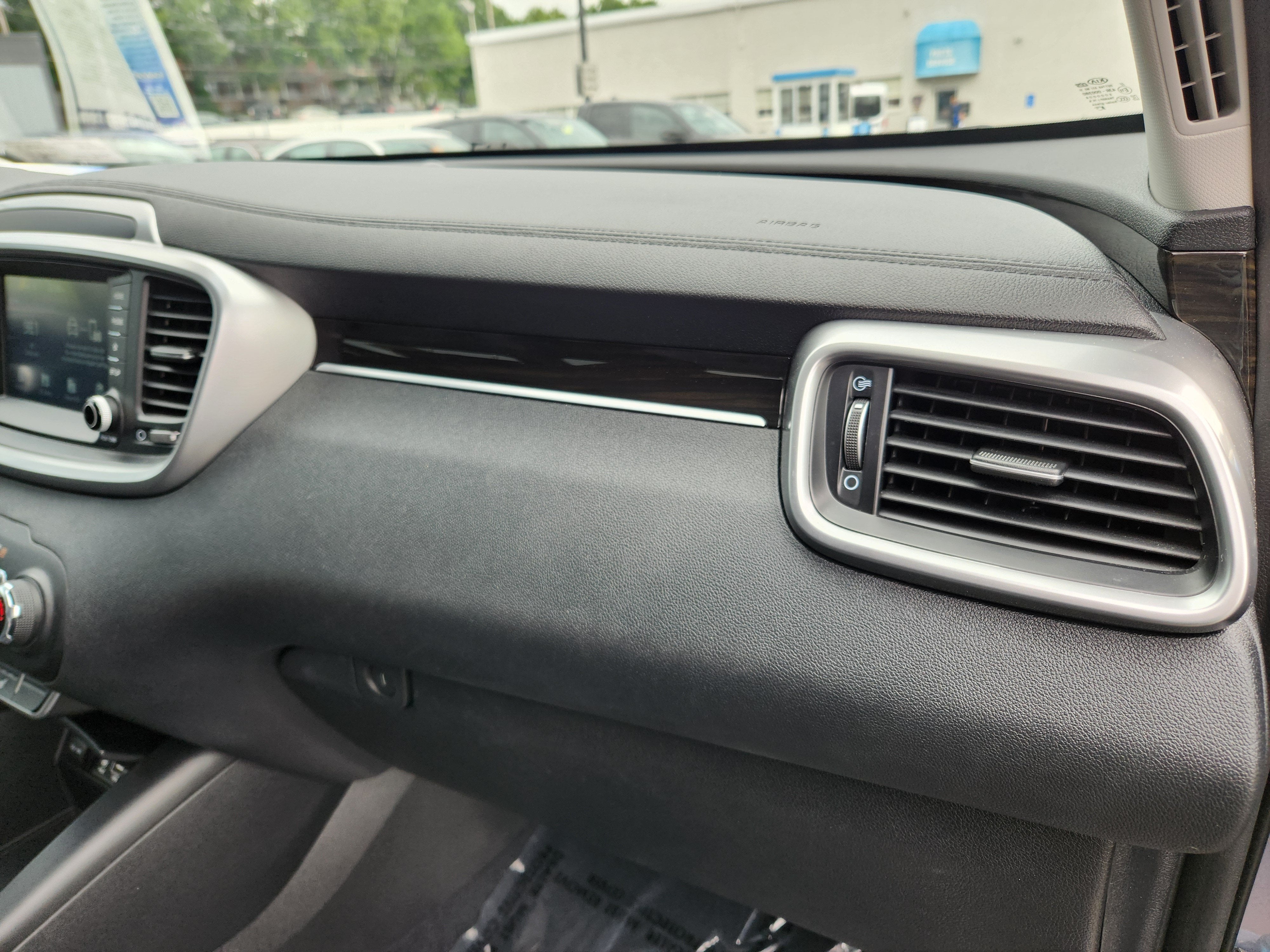 2019 Kia Sorento S V6