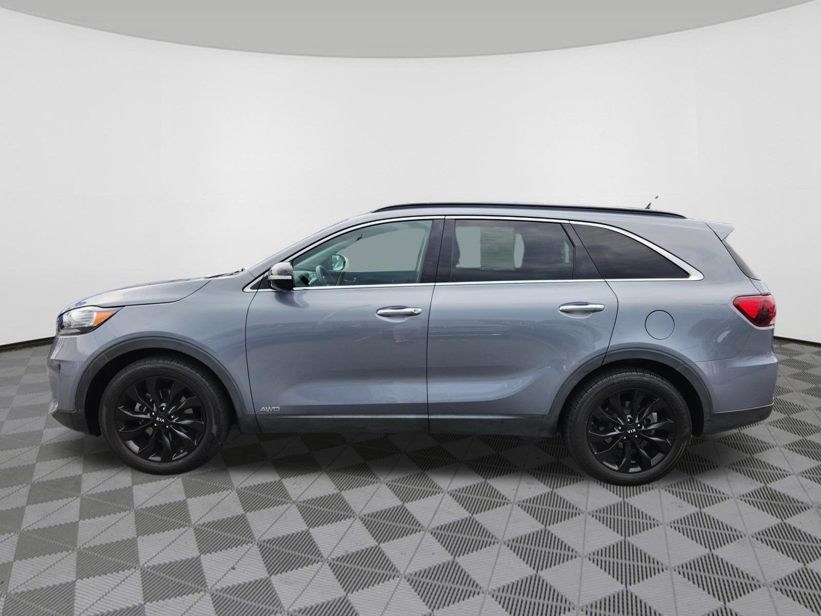 2019 Kia Sorento S V6