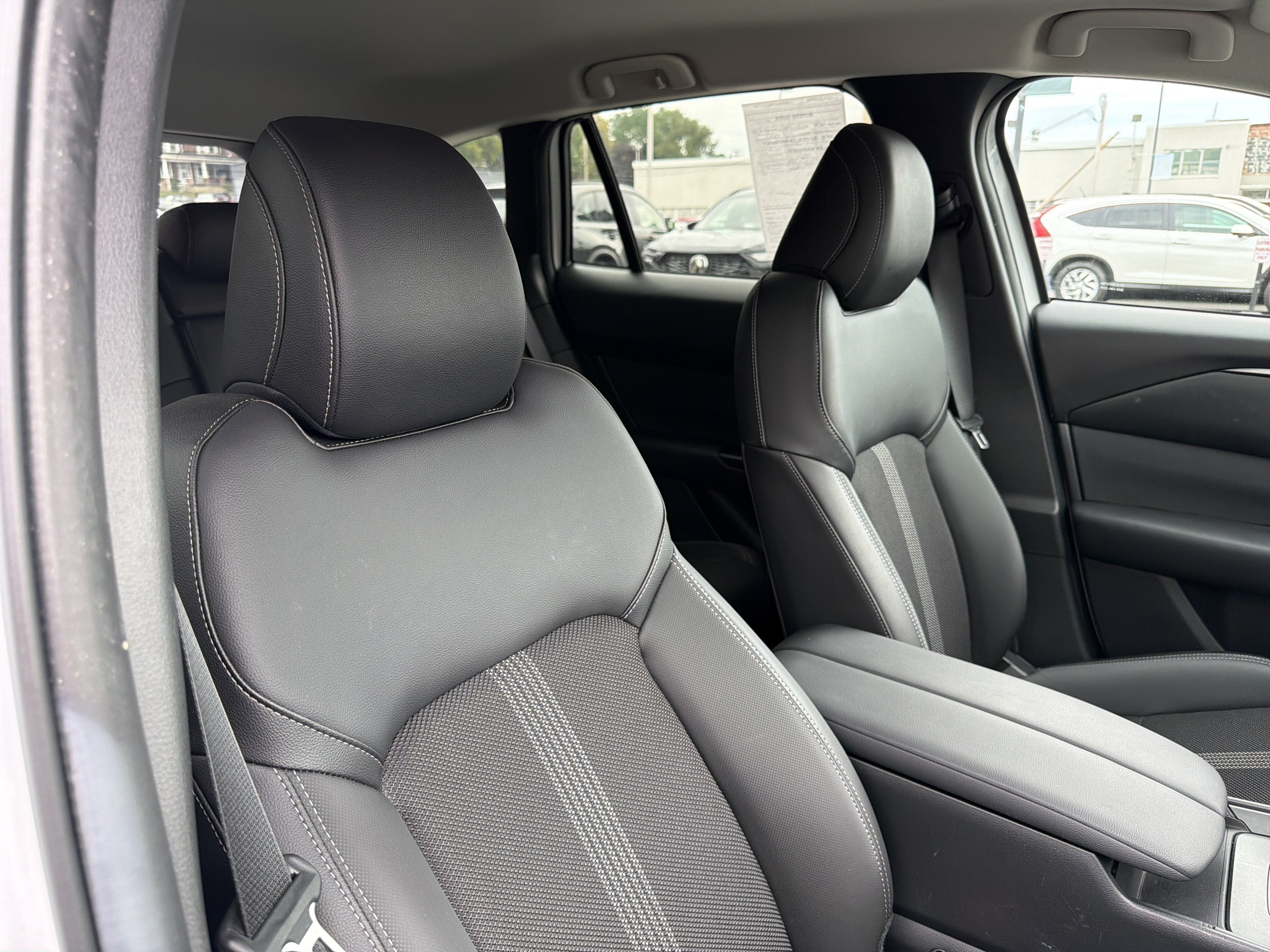 2024 Mazda Mazda CX-50 2.5 S Preferred Package