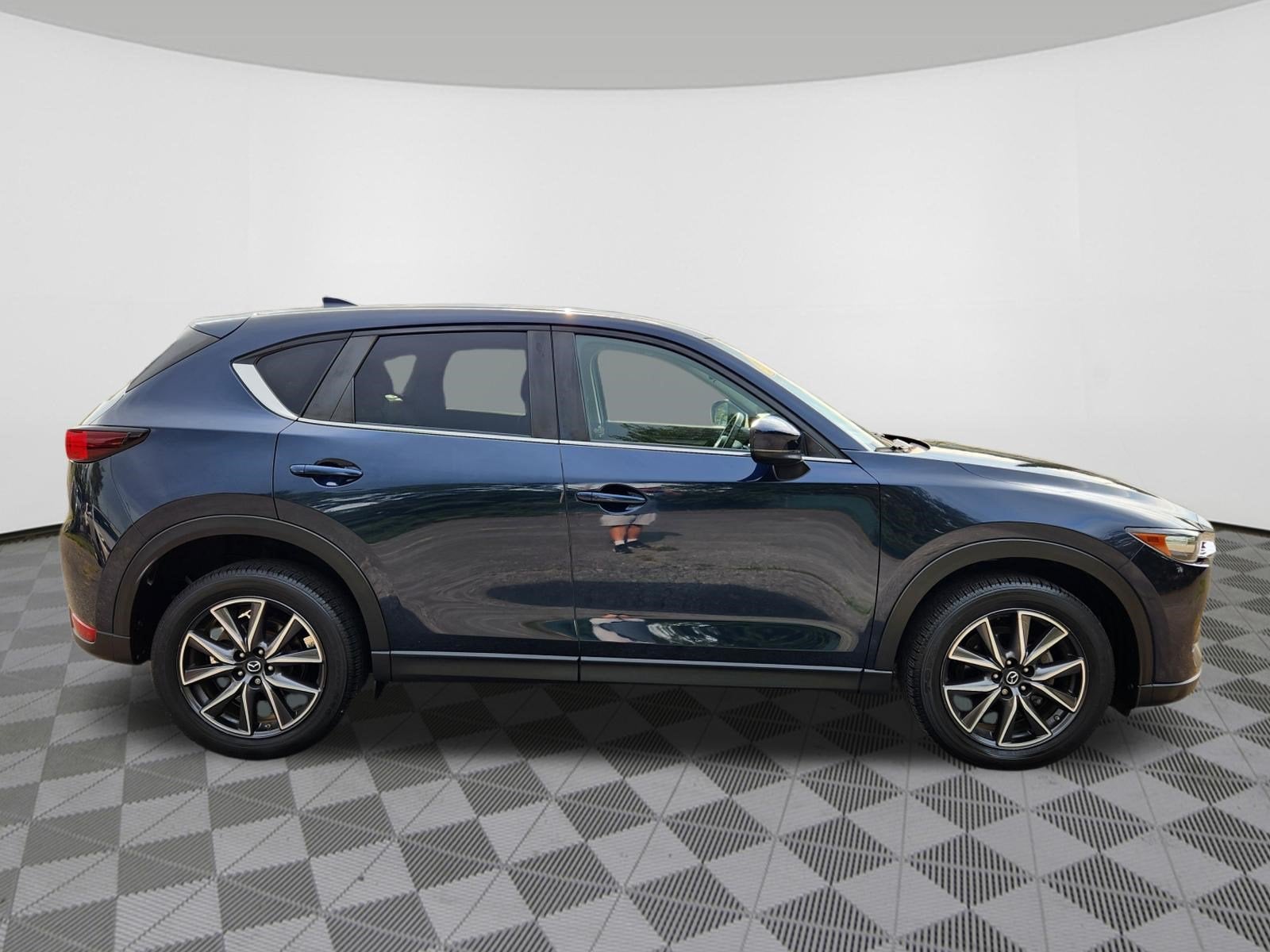 2018 Mazda Mazda CX-5 Touring