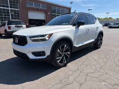 2021 Volvo XC40 R-Design