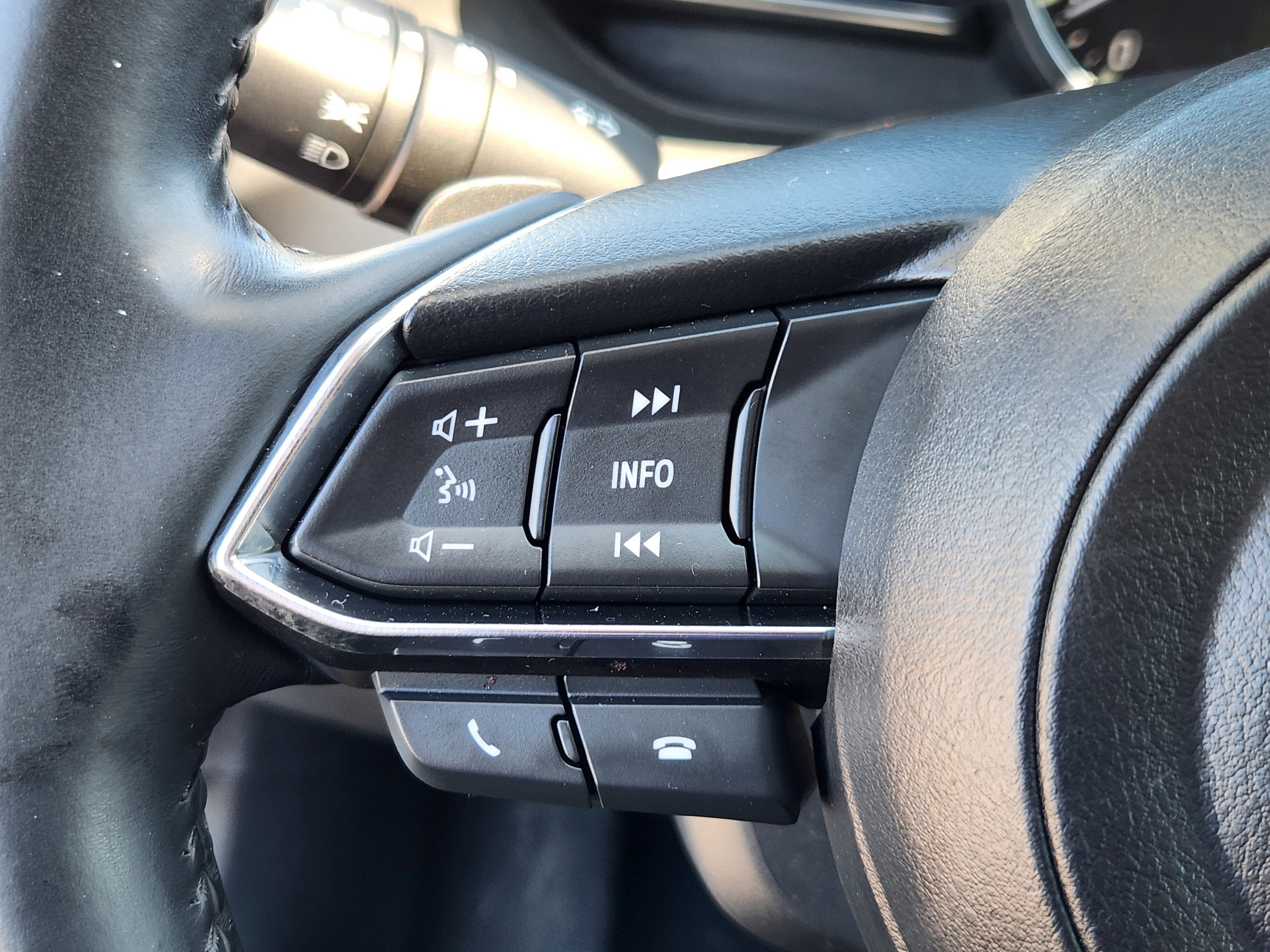 2017 Mazda Mazda3 4-Door Grand Touring