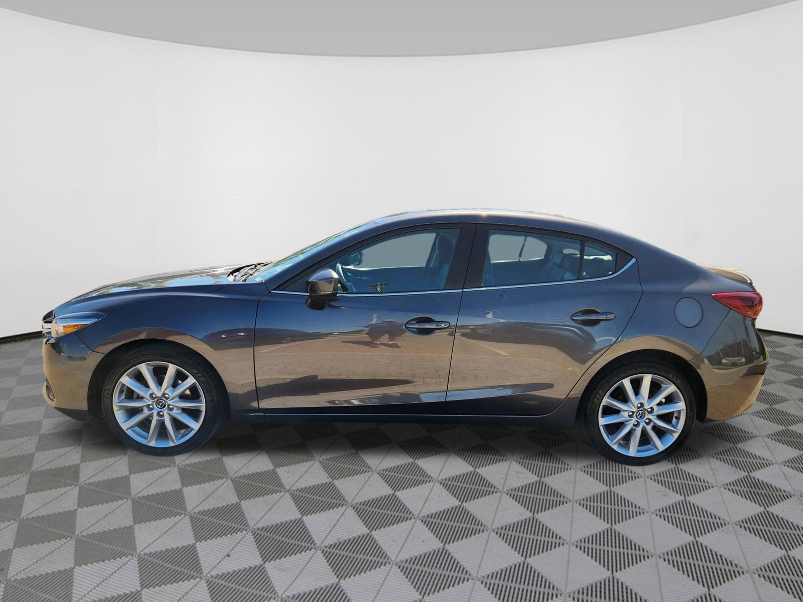 2017 Mazda Mazda3 4-Door Grand Touring