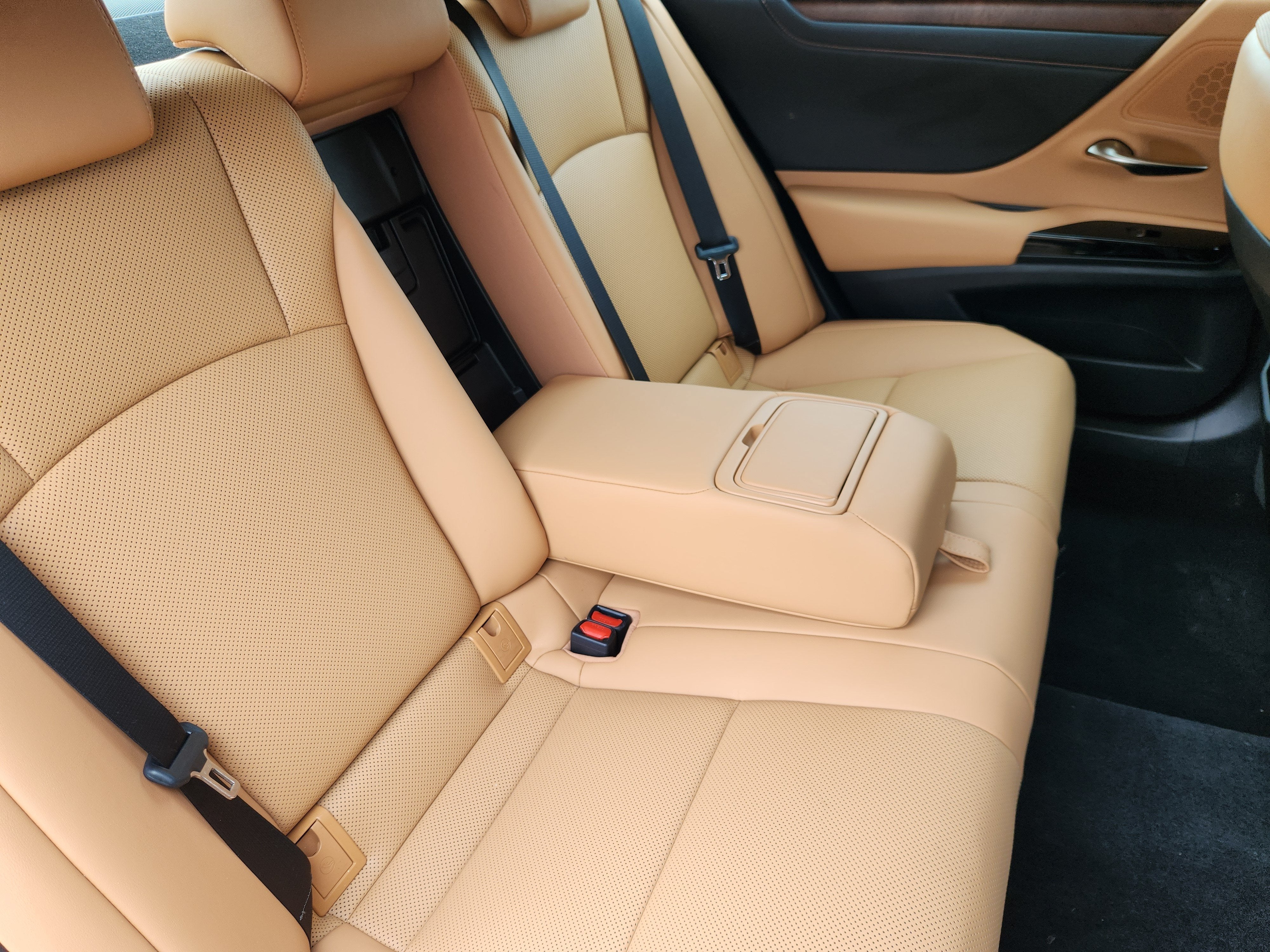 2022 Lexus ES ES 300h